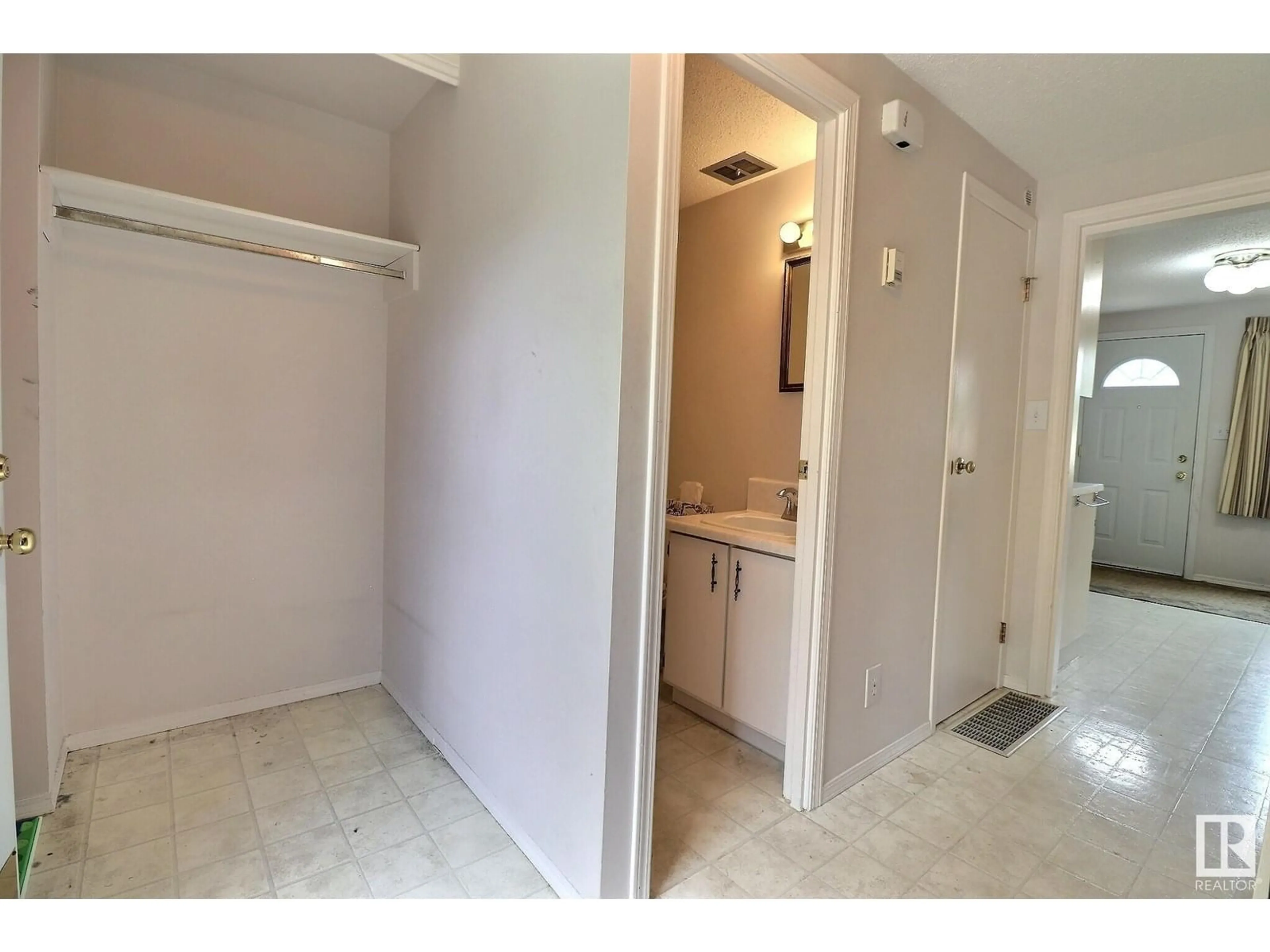 Unknown for 289 RIDGEWOOD TC, St. Albert Alberta T8N0E9