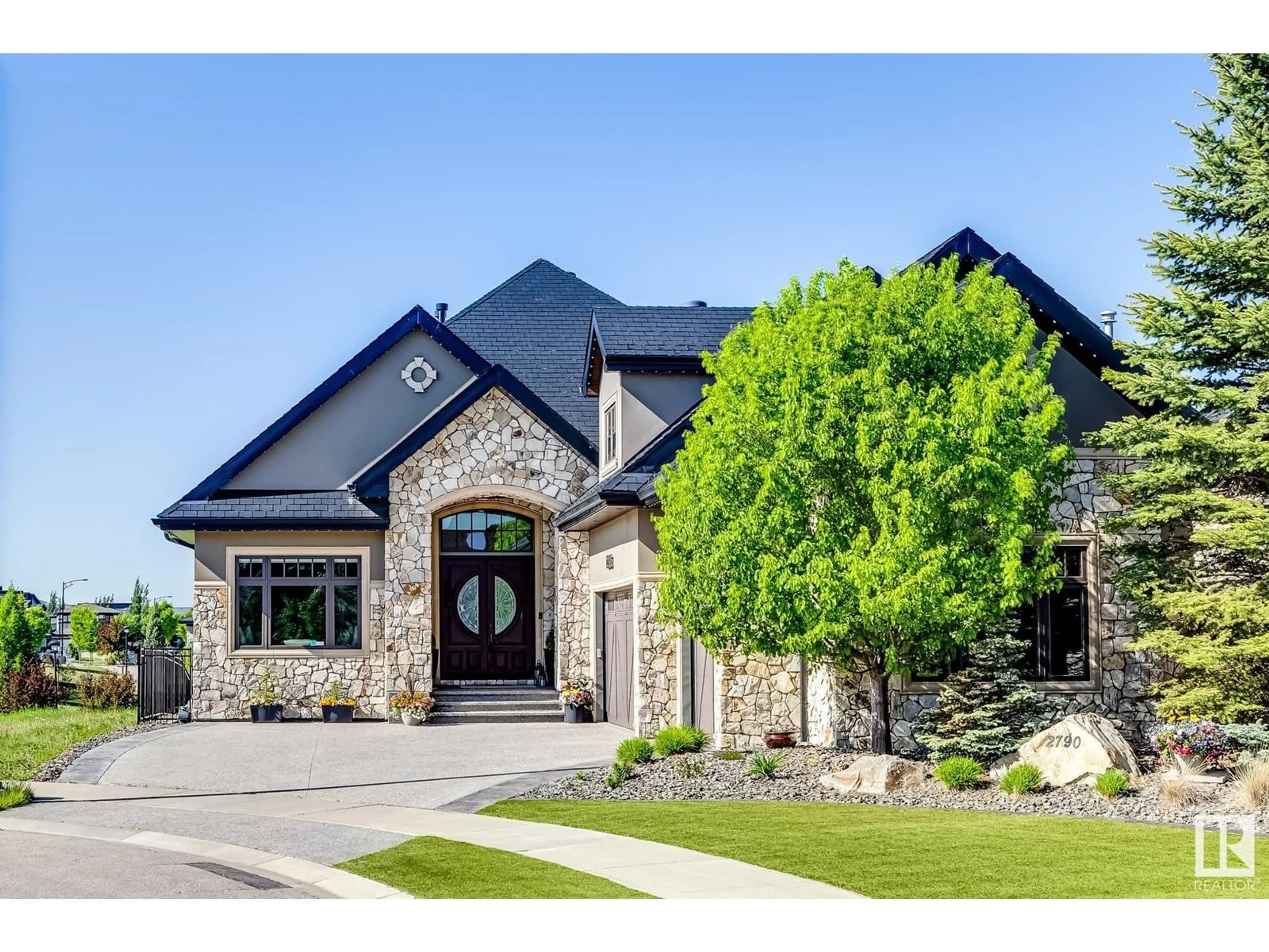 Home with brick exterior material, mountain view for 2790 WHEATON DR, Edmonton Alberta T6W2M6