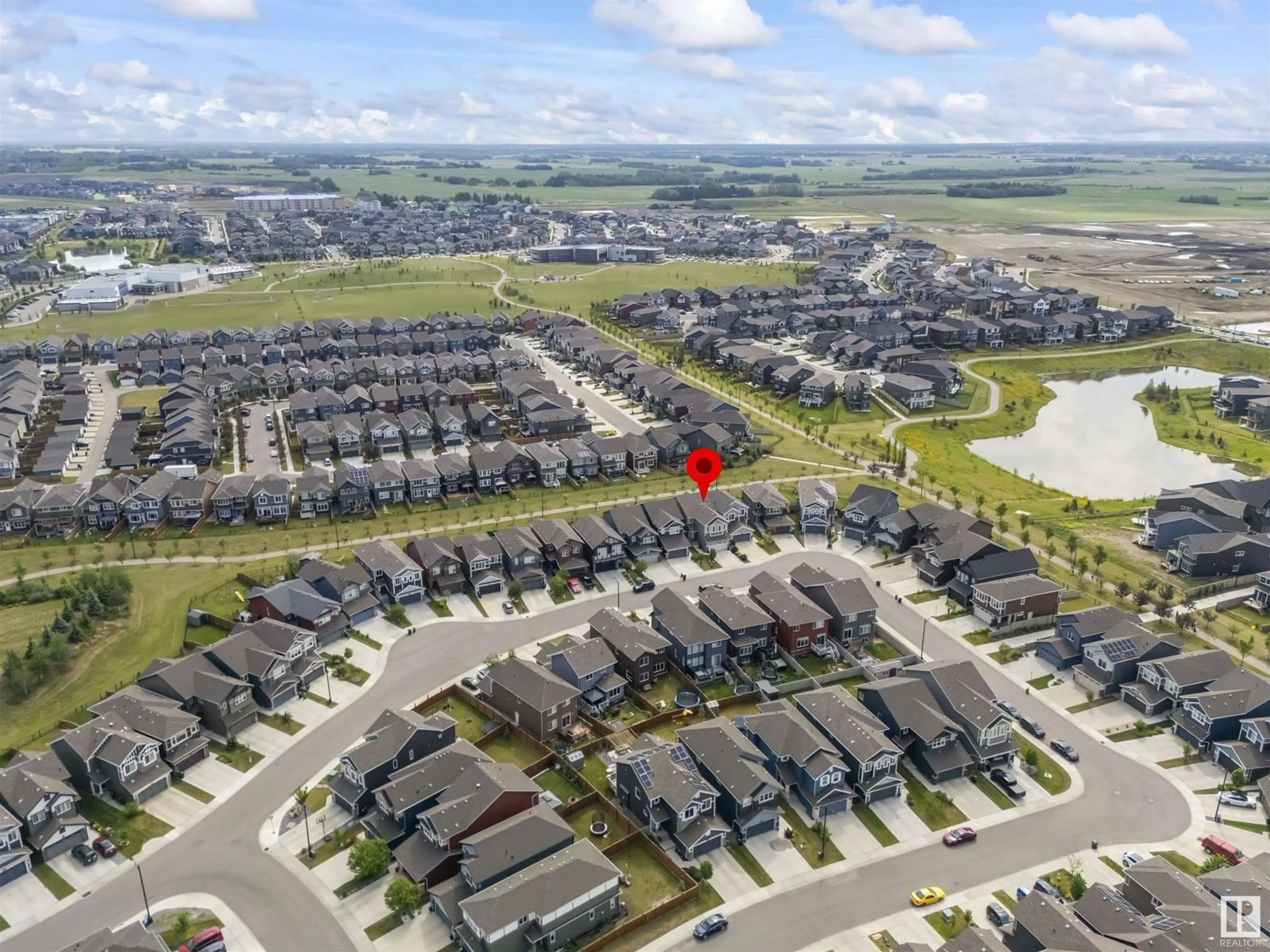 A pic from outside/outdoor area/front of a property/back of a property/a pic from drone, unknown for 3743 CHERRY LO, Edmonton Alberta T6X2K8