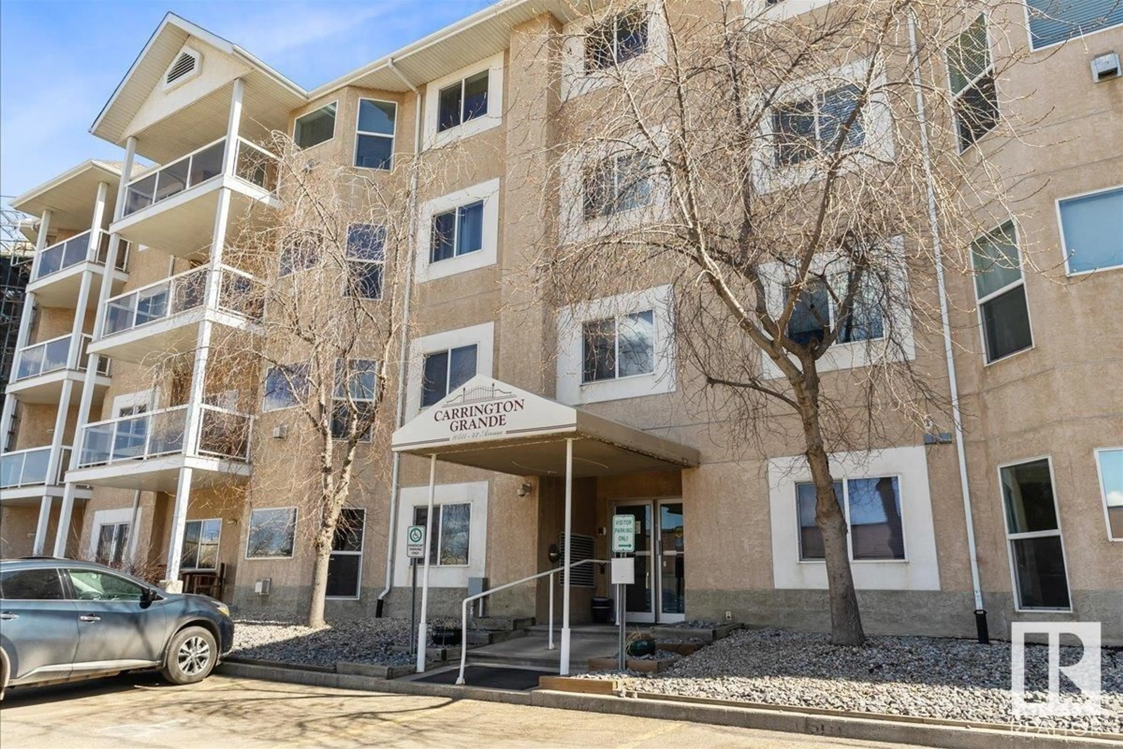 Unknown for 405 - 10511 42 AV, Edmonton Alberta T6J7G8