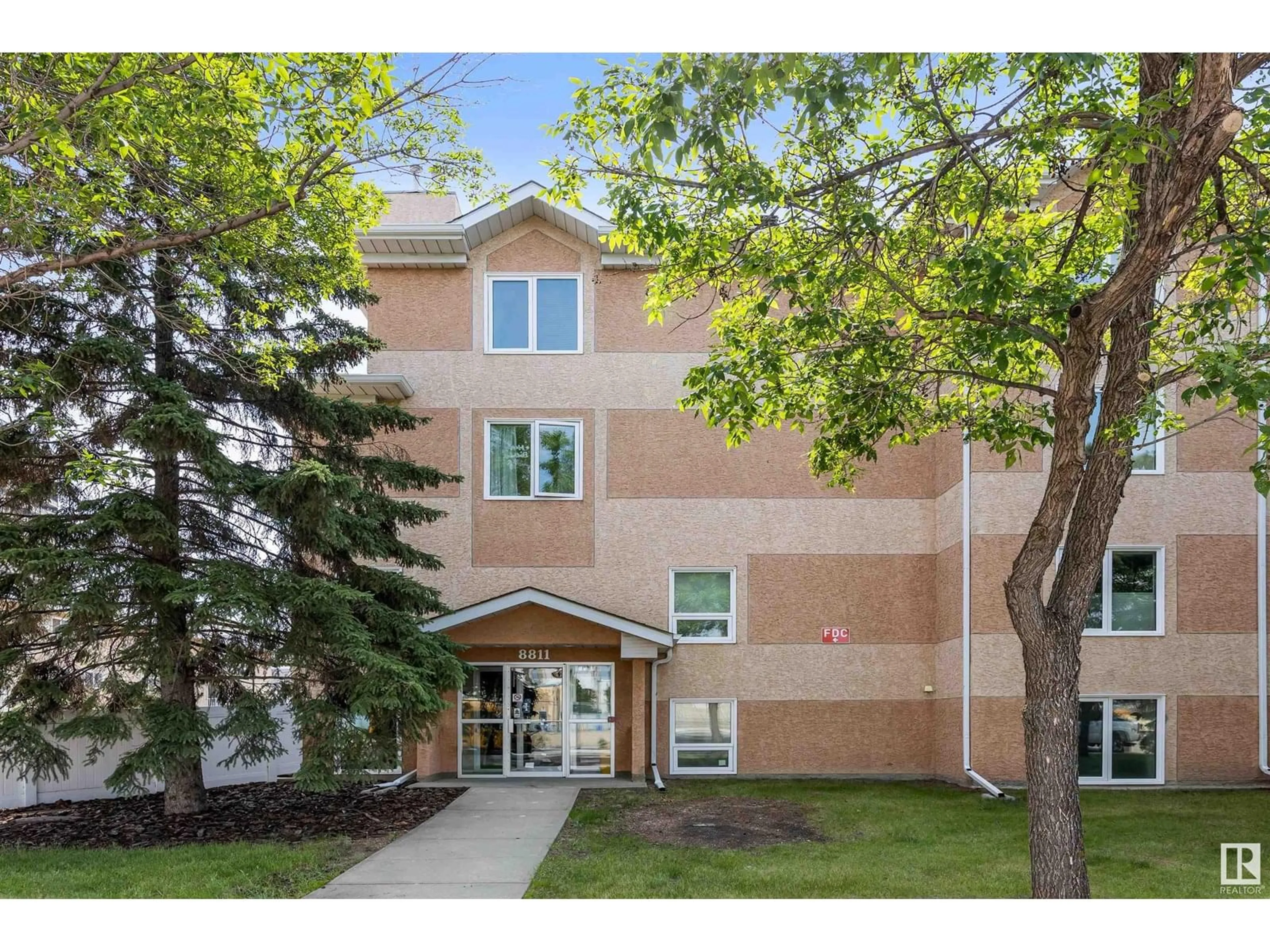 Unknown for #304 - 8811 106A AV NW, Edmonton Alberta T5H3Y7
