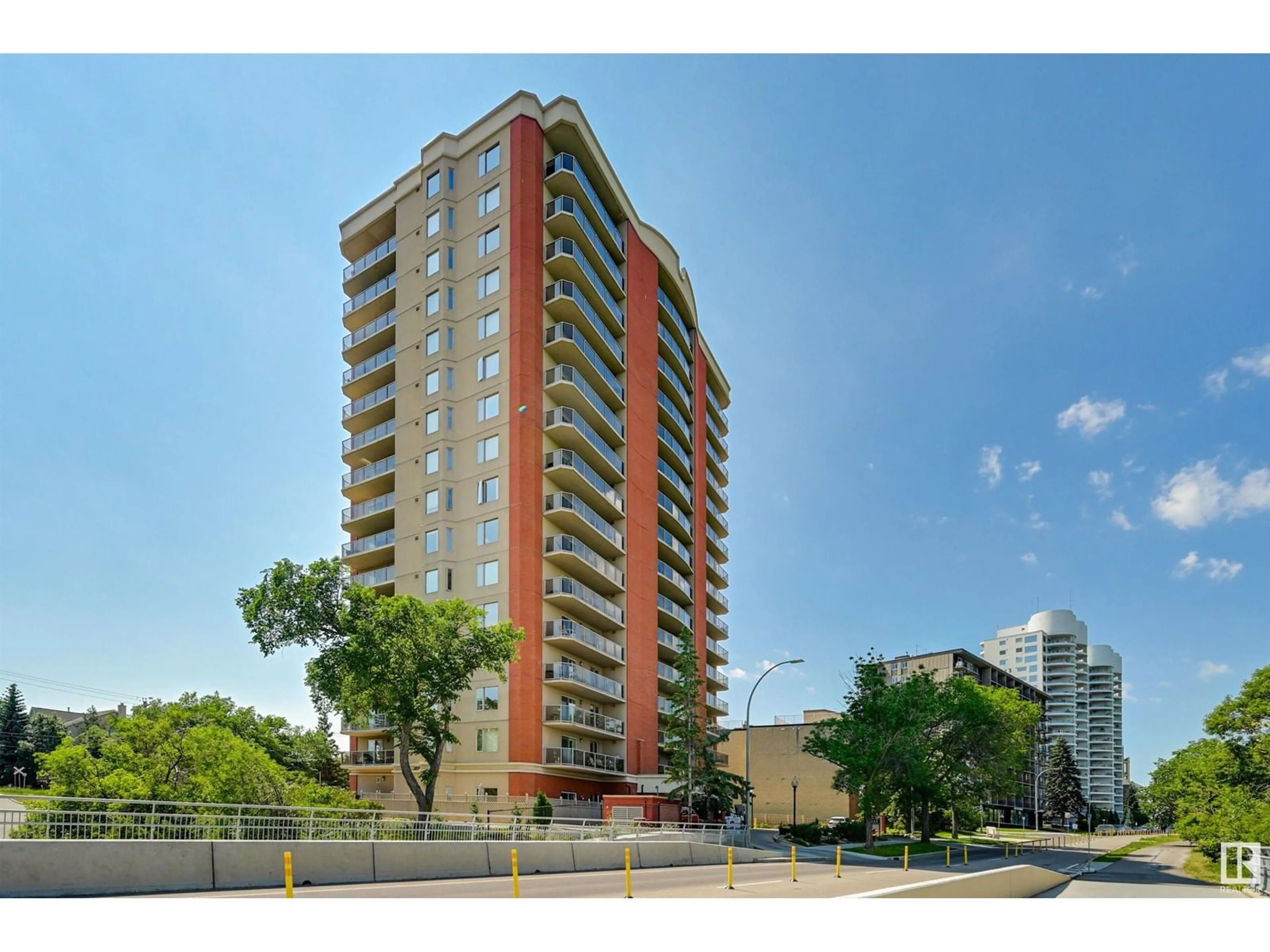 A pic from outside/outdoor area/front of a property/back of a property/a pic from drone, building for #502 - 10649 SASKATCHEWAN DR, Edmonton Alberta T6E6S8