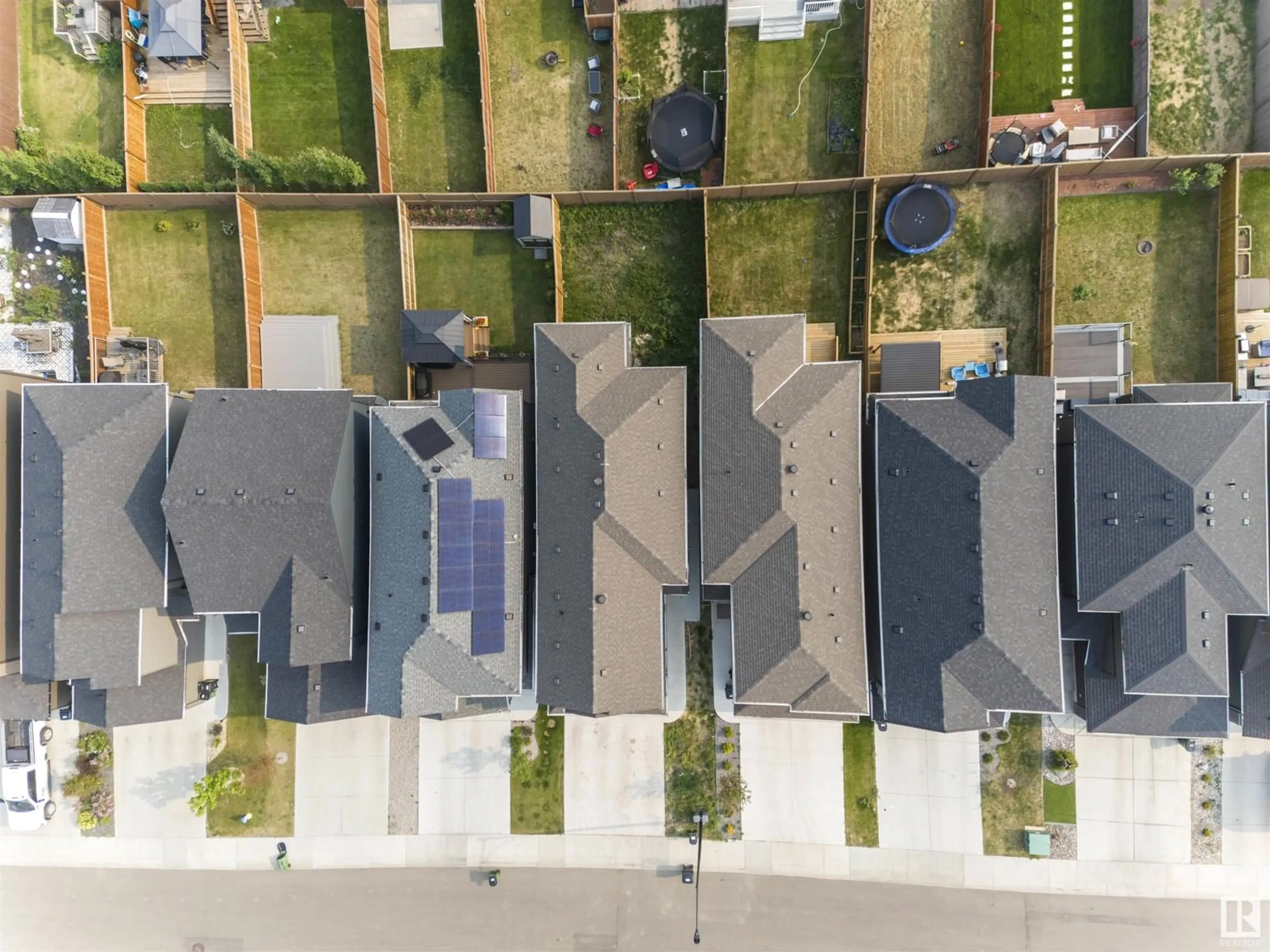 A pic from outside/outdoor area/front of a property/back of a property/a pic from drone, street for 2096 GRAYDON HILL CR, Edmonton Alberta T6W4K6