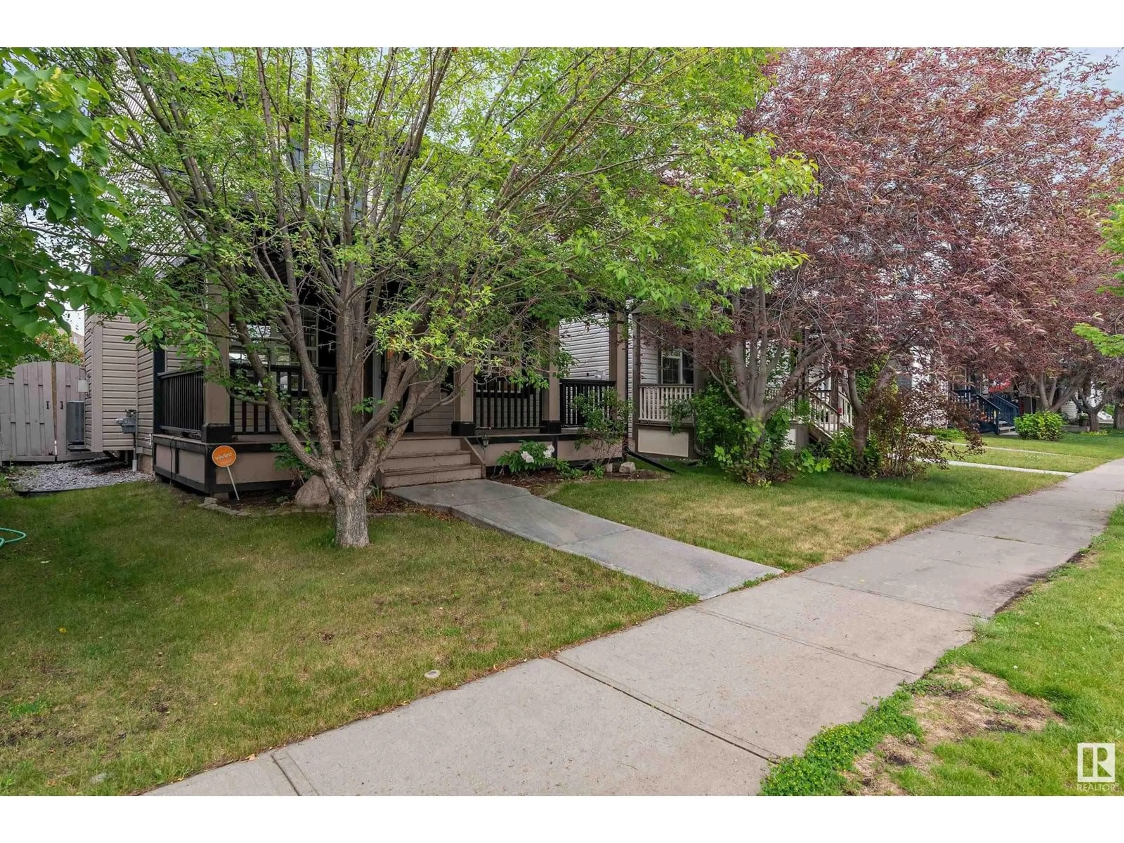 Unknown for 12220 18 AV, Edmonton Alberta T6W1S3