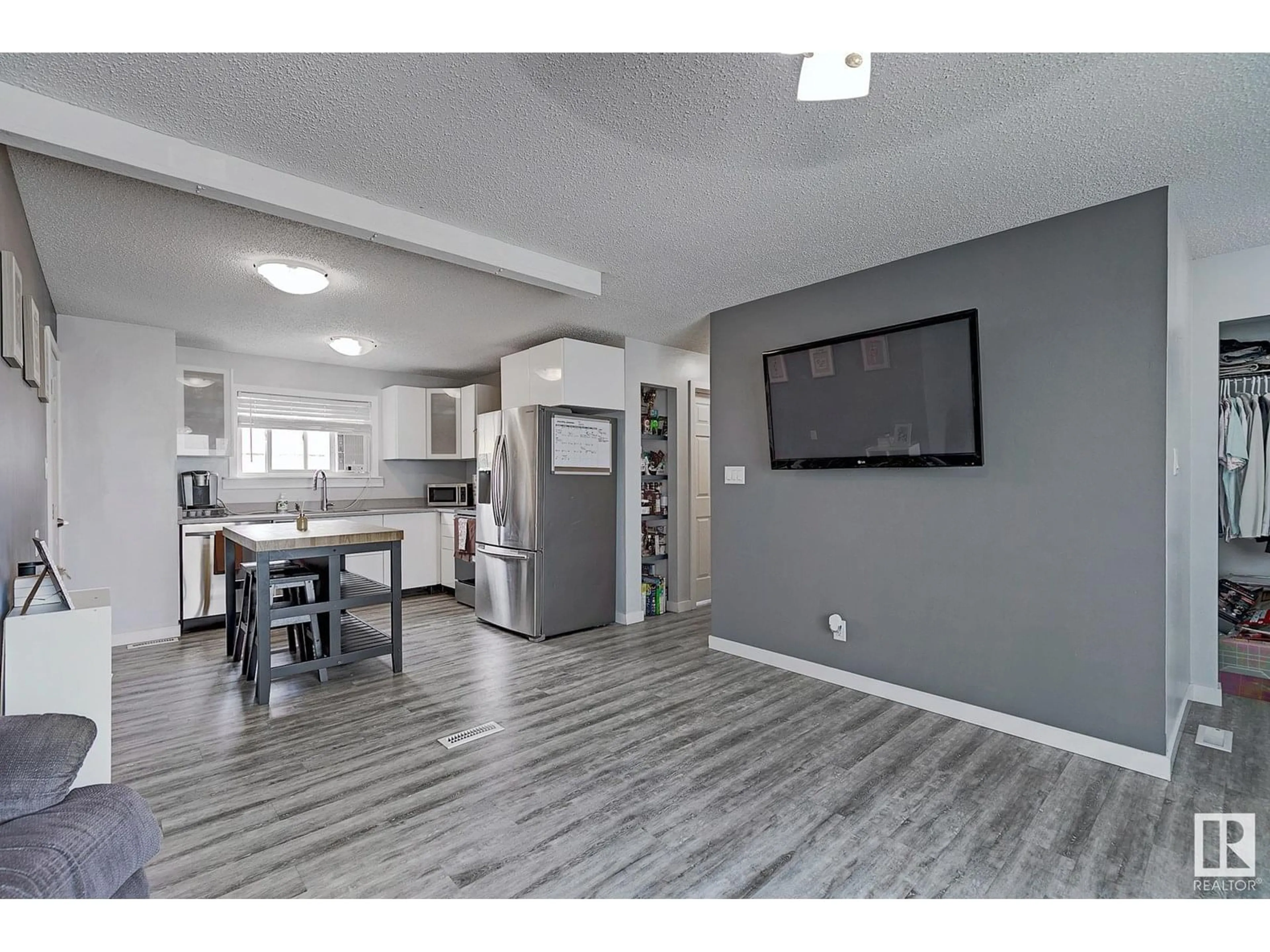 Open concept kitchen, unknown for 14547 21 ST, Edmonton Alberta T5Y1T7