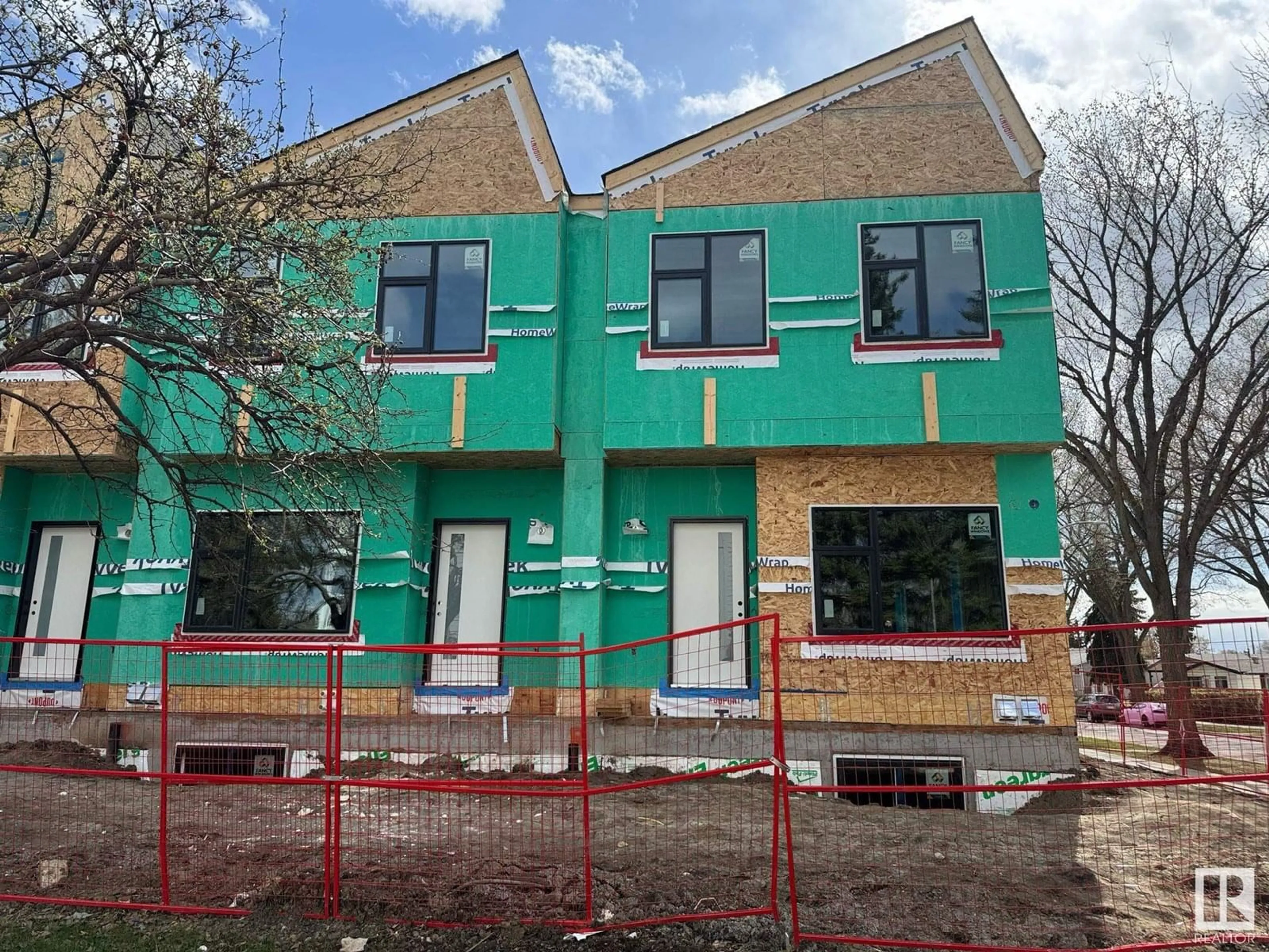 Home with vinyl exterior material, building for 12847 103 NW, Edmonton Alberta T5E4L9