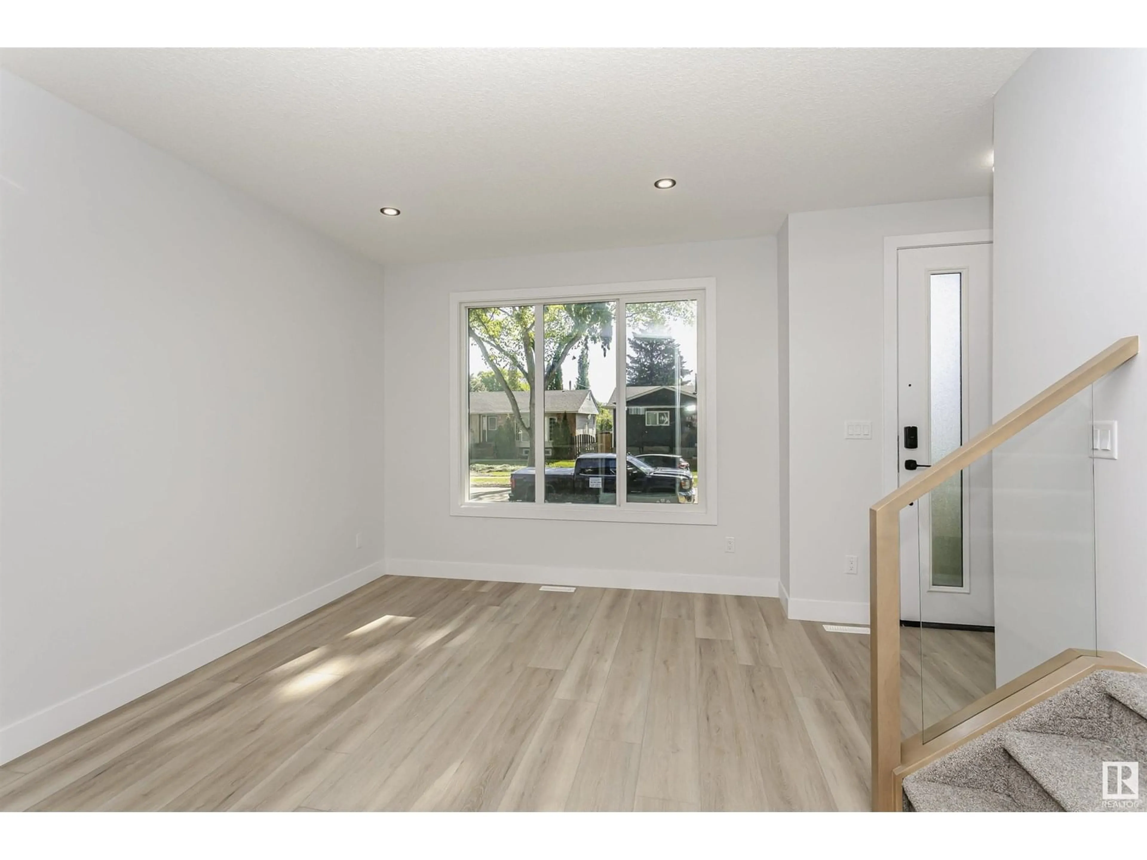 Unknown for NW - 10334 77 ST, Edmonton Alberta T6A3C3