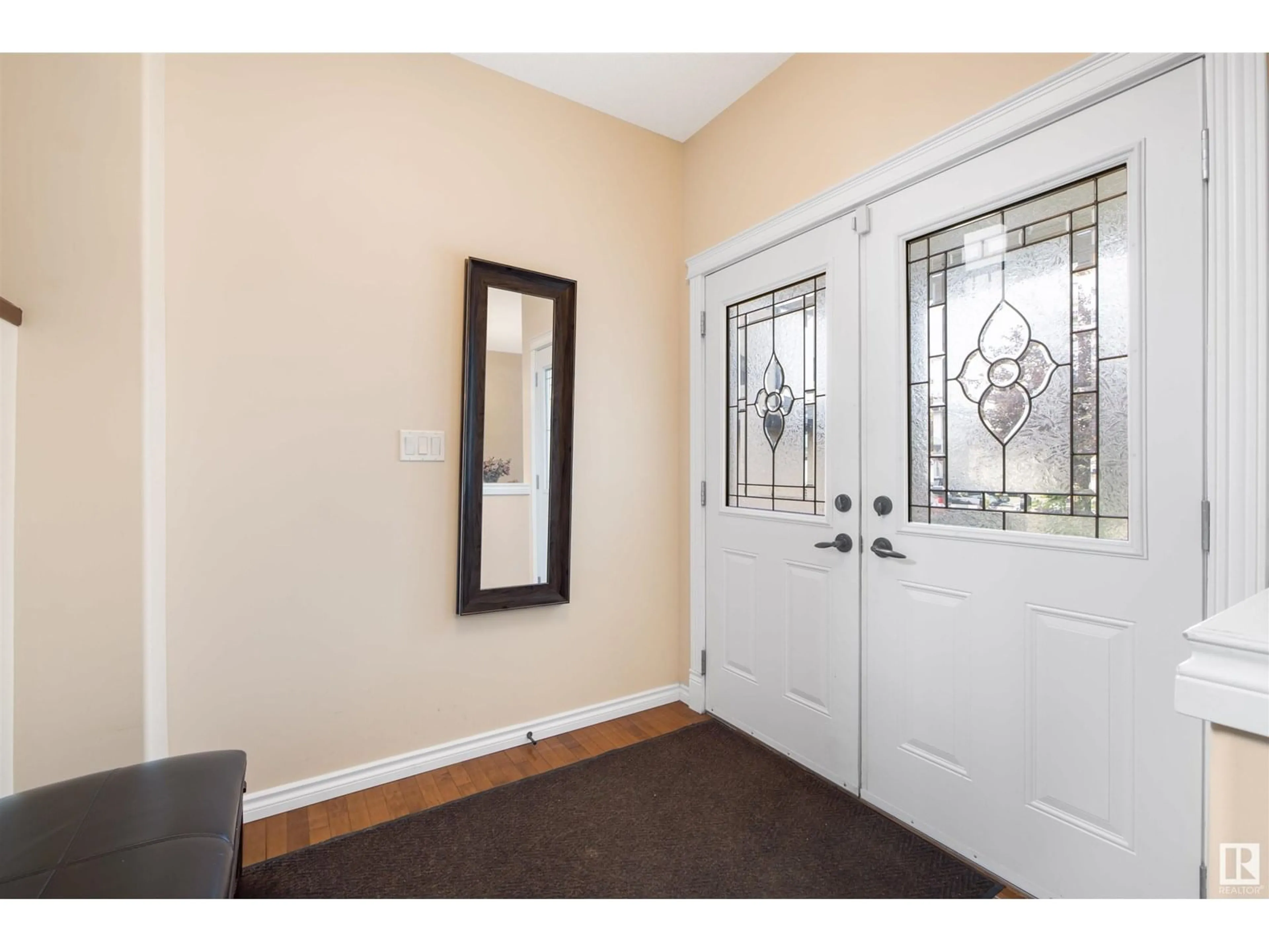 Indoor entryway for NW - 16009 49 ST, Edmonton Alberta T5Y0G7