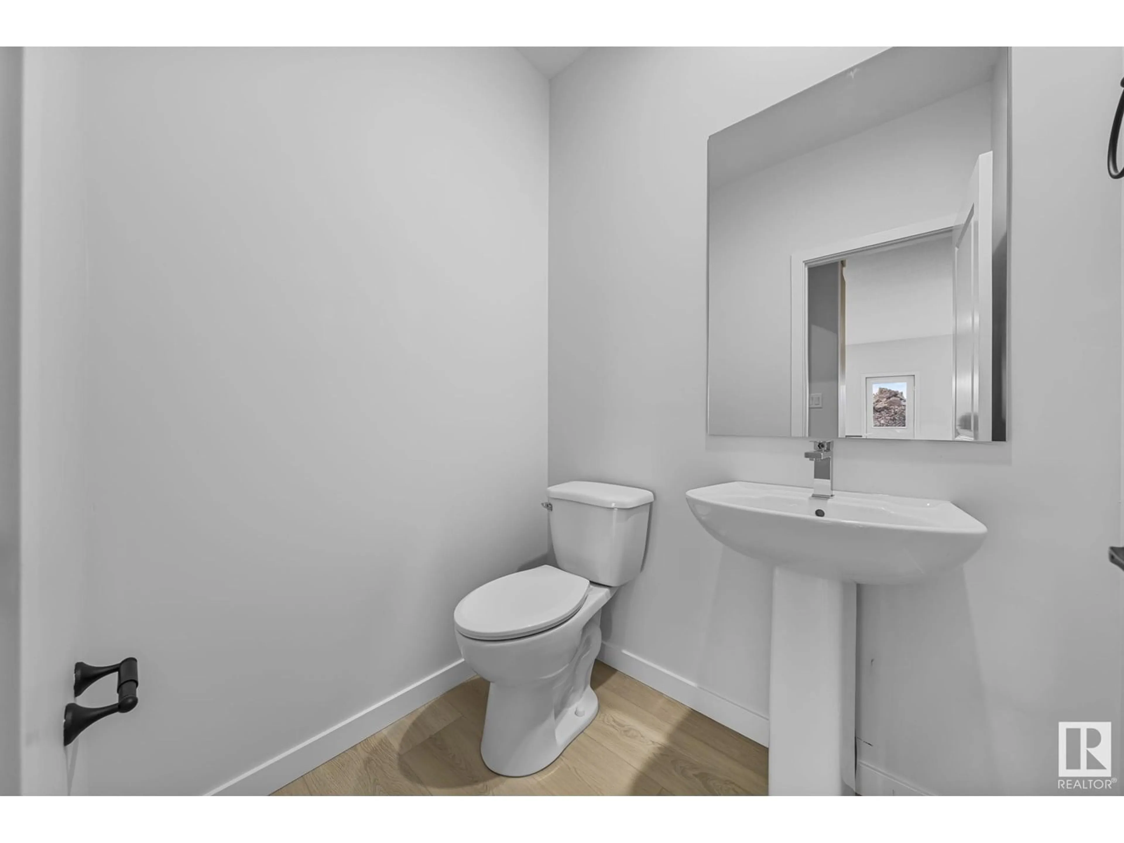 Standard bathroom, unknown for 6393 KING WD, Edmonton Alberta T6W5J3