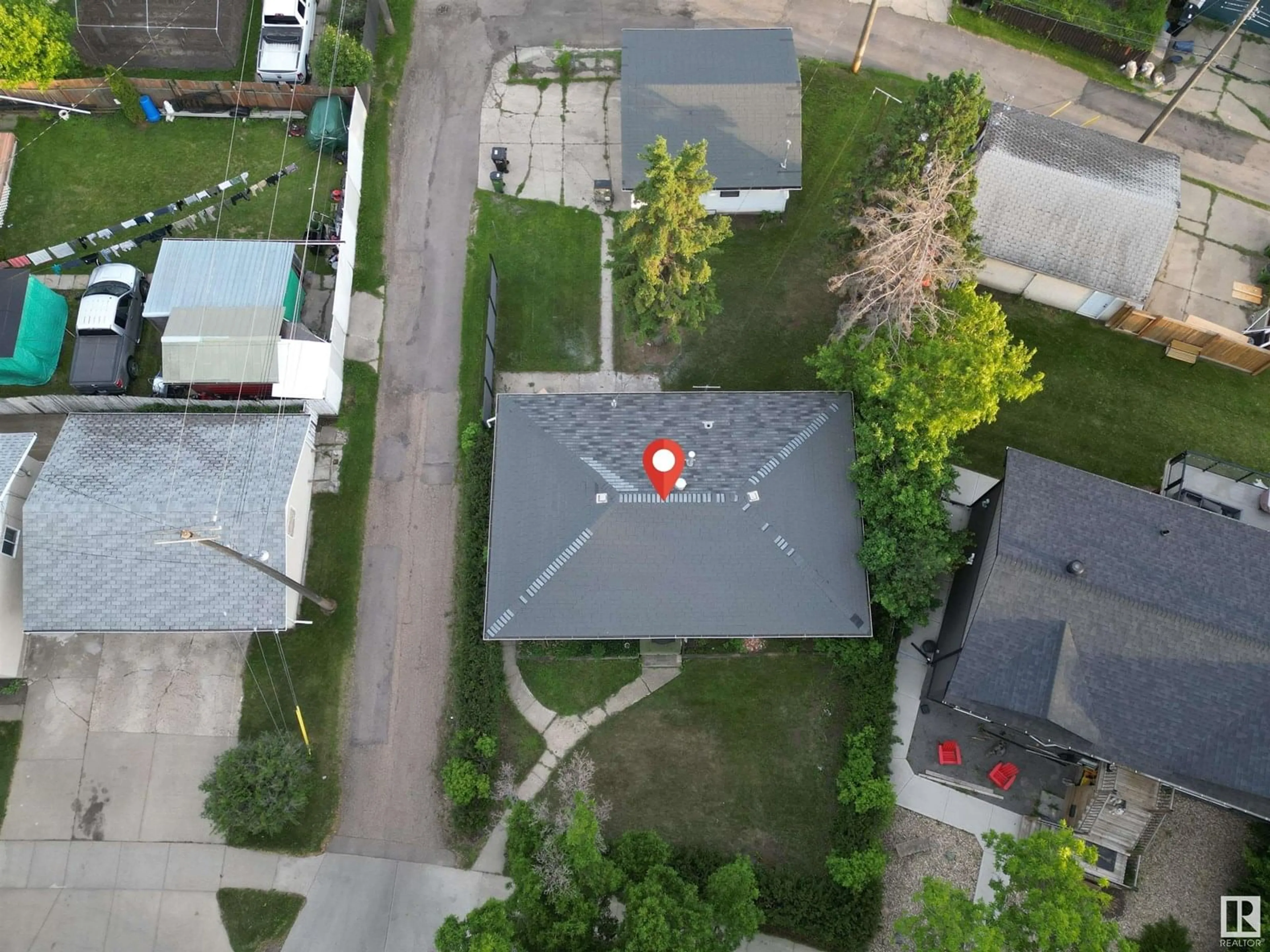 A pic from outside/outdoor area/front of a property/back of a property/a pic from drone, street for 16415 106 AV, Edmonton Alberta T5P0X1