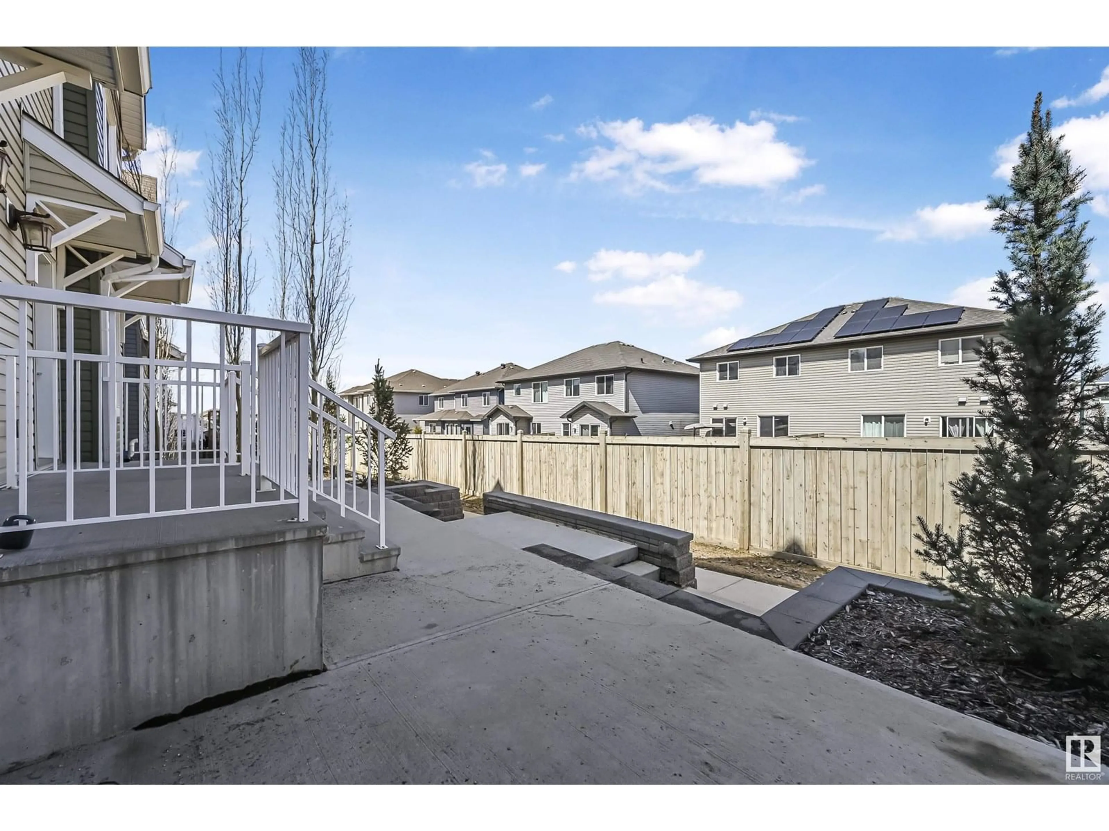 Patio, street for #29 - 2922 MAPLE WY, Edmonton Alberta T6T1A5