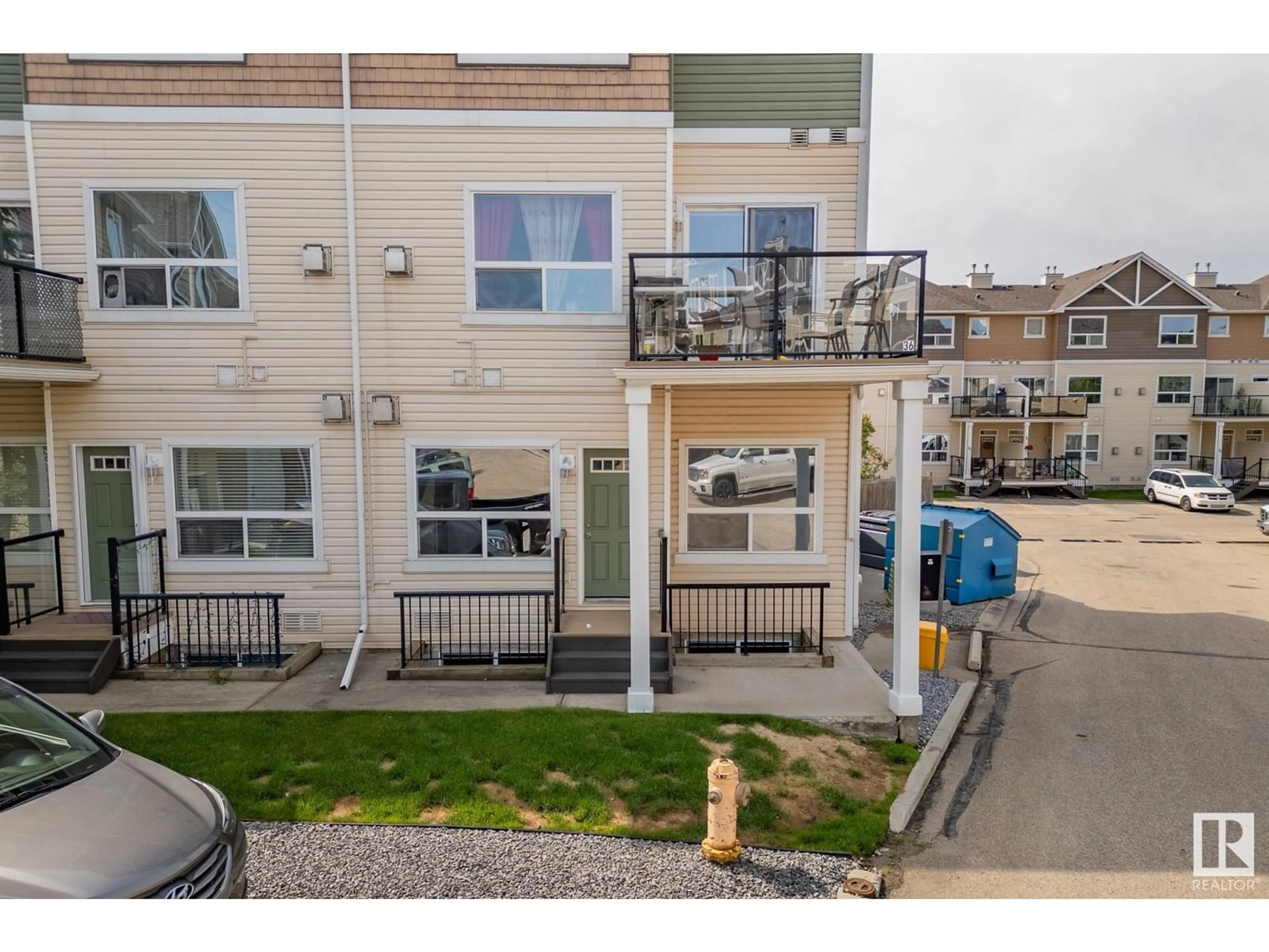 A pic from outside/outdoor area/front of a property/back of a property/a pic from drone, street for 35 - 3010 33 AV, Edmonton Alberta T6T0C3