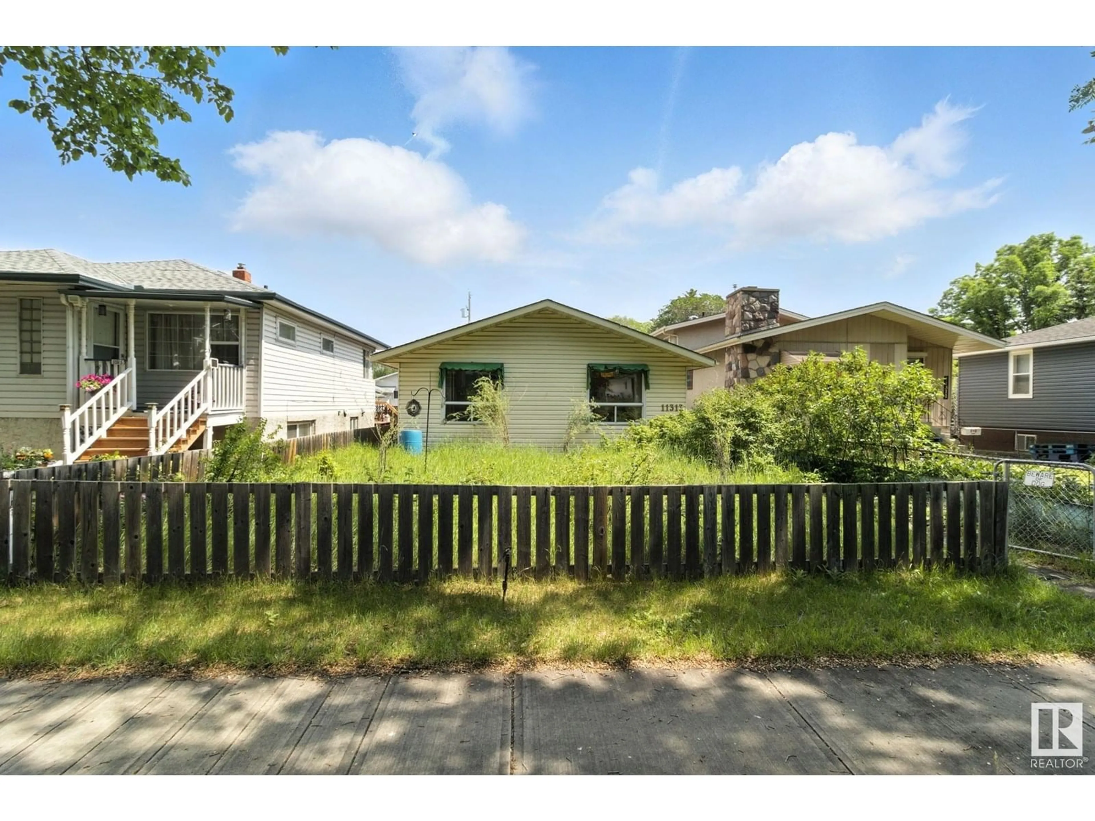 Unknown for NW - 11313 87 ST, Edmonton Alberta T5V3L8