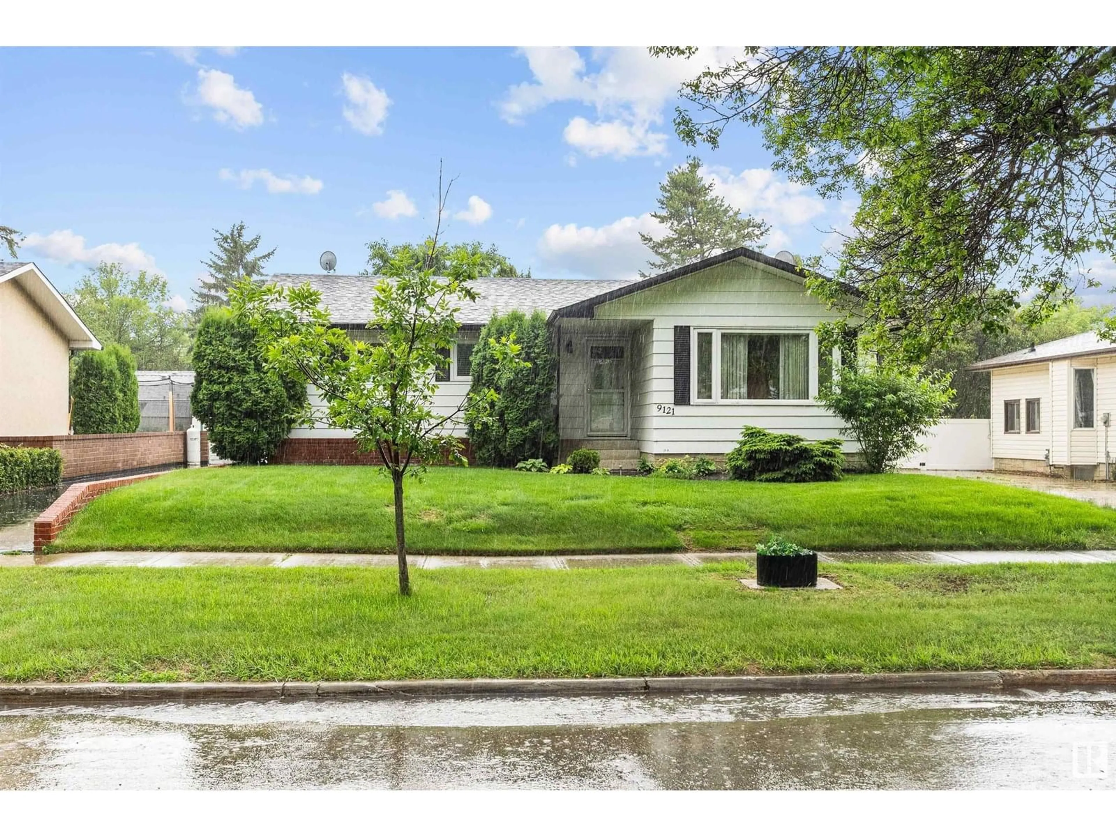 Unknown for 9121 94 AV, Fort Saskatchewan Alberta T8L1B8