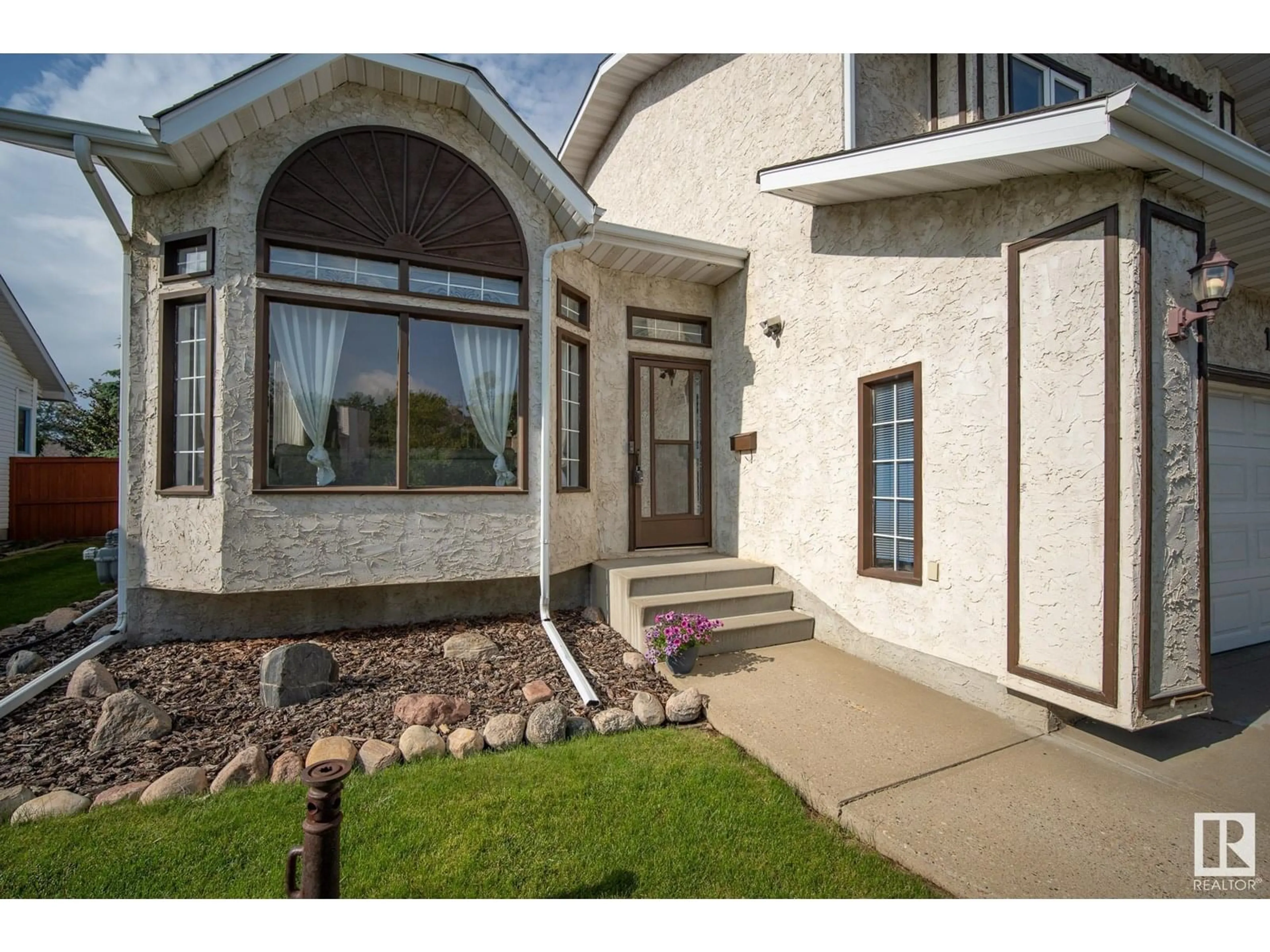 Unknown for NW - 12908 159 AV, Edmonton Alberta T6V1B3