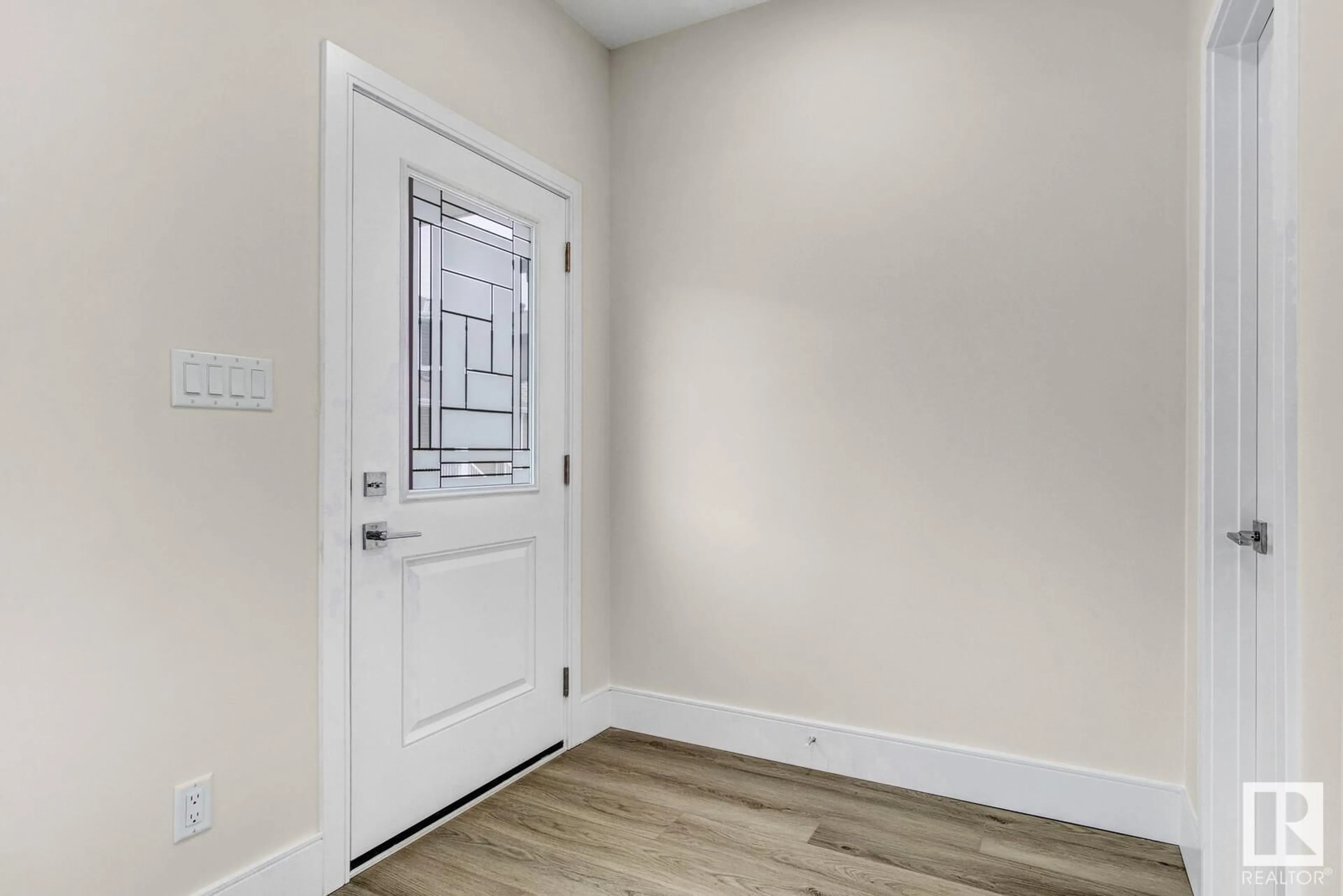 Indoor entryway for NW - 1727 26A ST, Edmonton Alberta T6T2H9