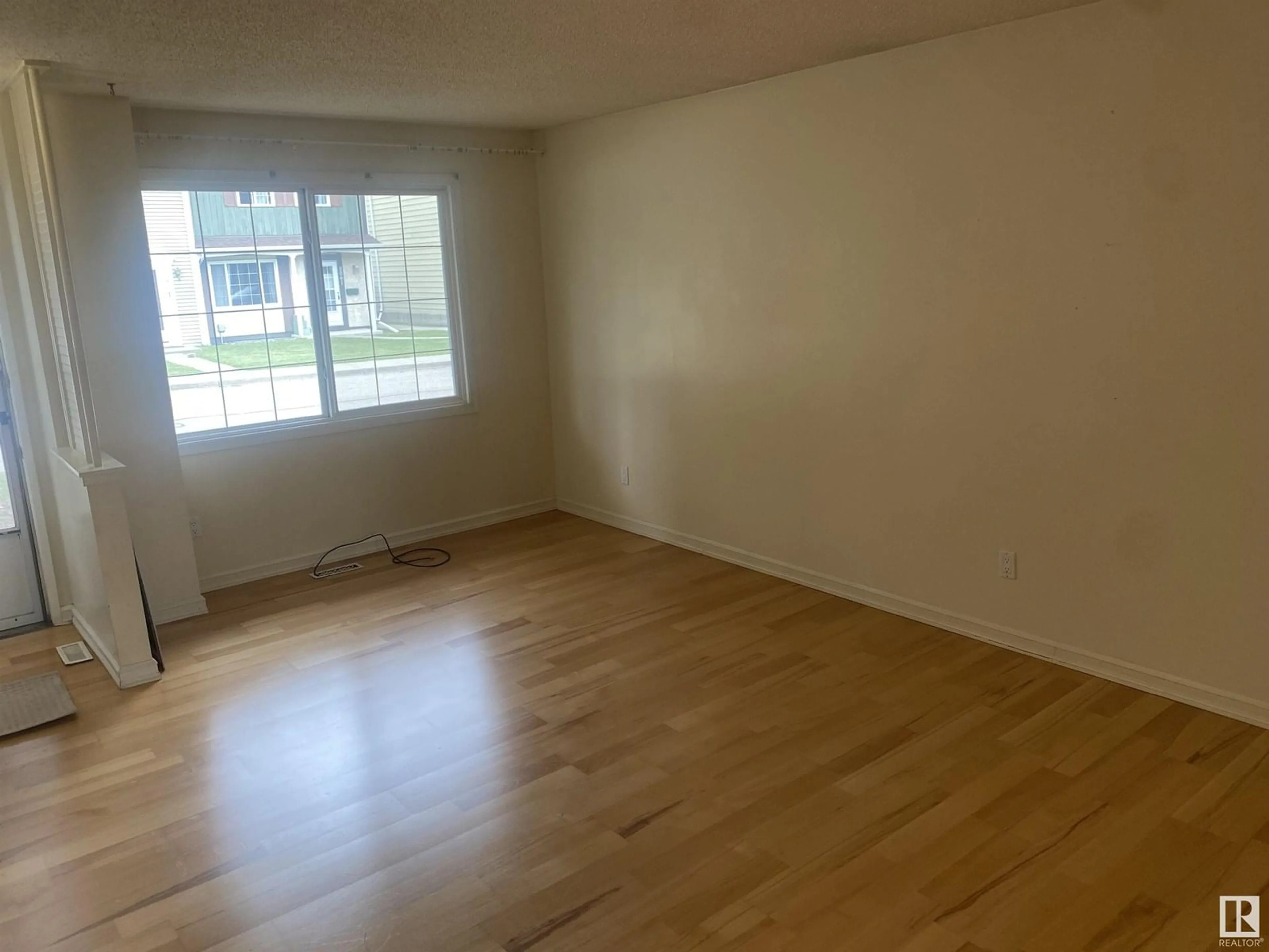 A pic of a room for NW - 8055 178 ST, Edmonton Alberta T5T1L3