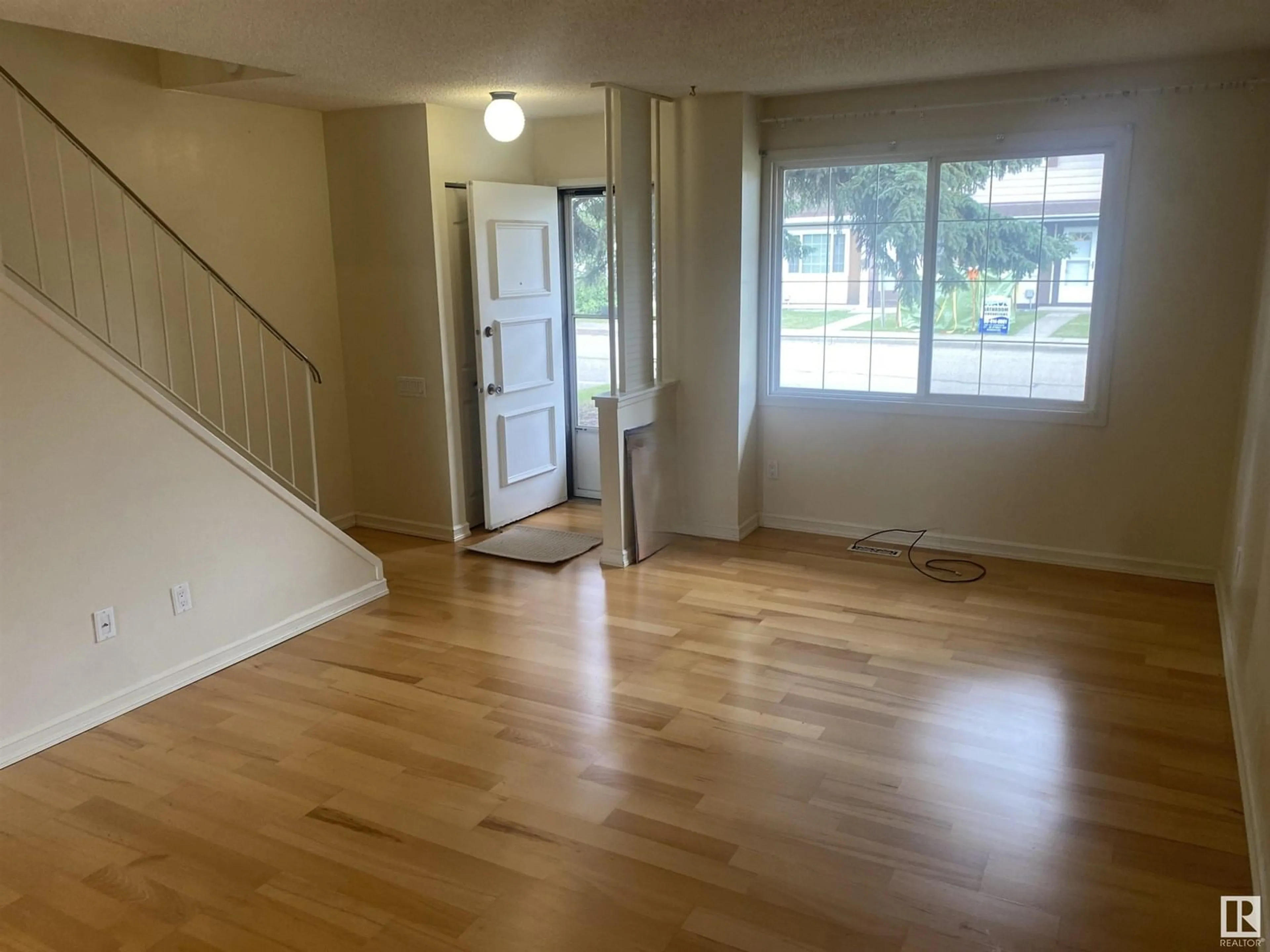 A pic of a room for NW - 8055 178 ST, Edmonton Alberta T5T1L3