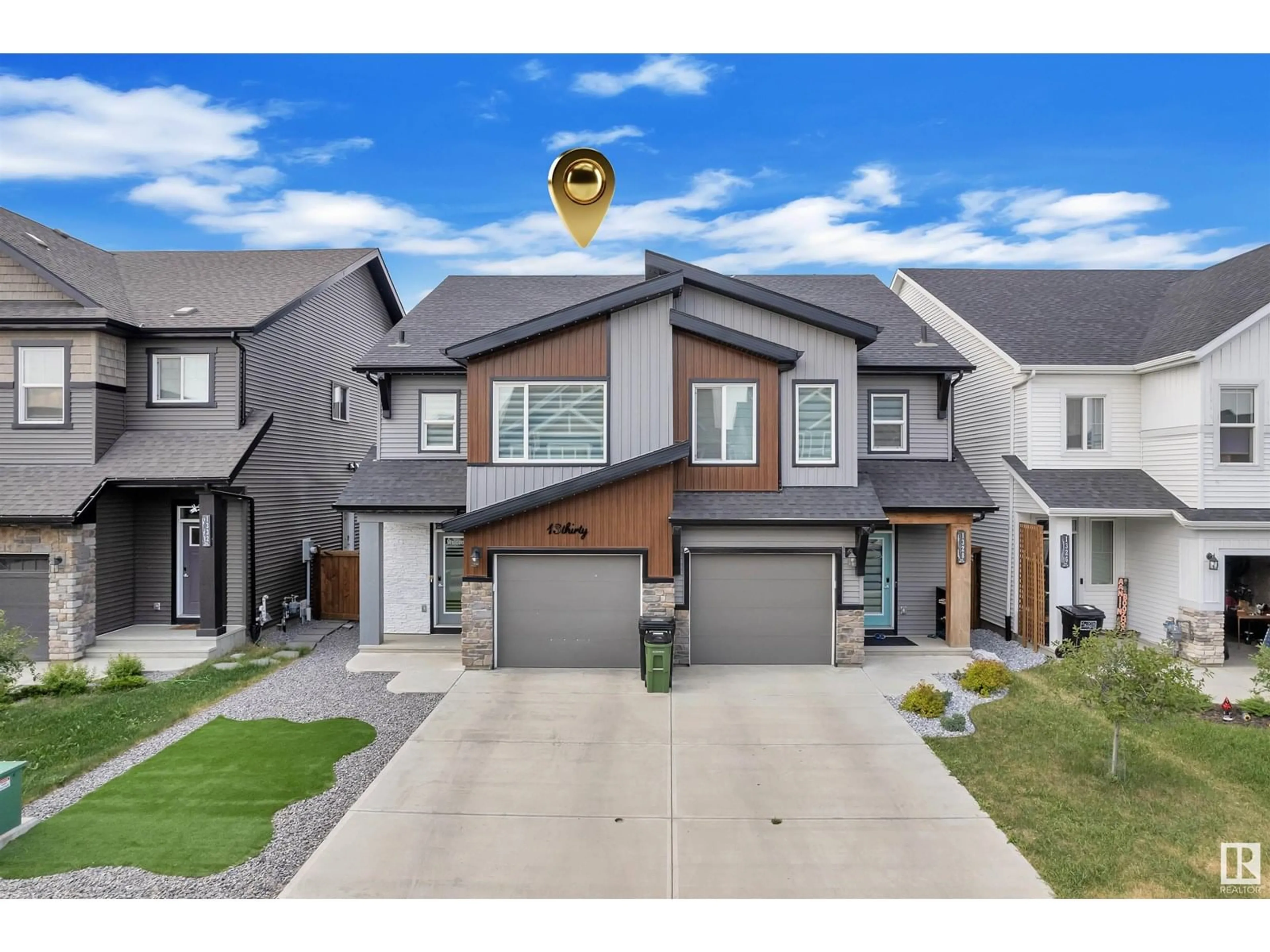 Unknown for 1330 PLUM LI SW, Edmonton Alberta T6X2Y4