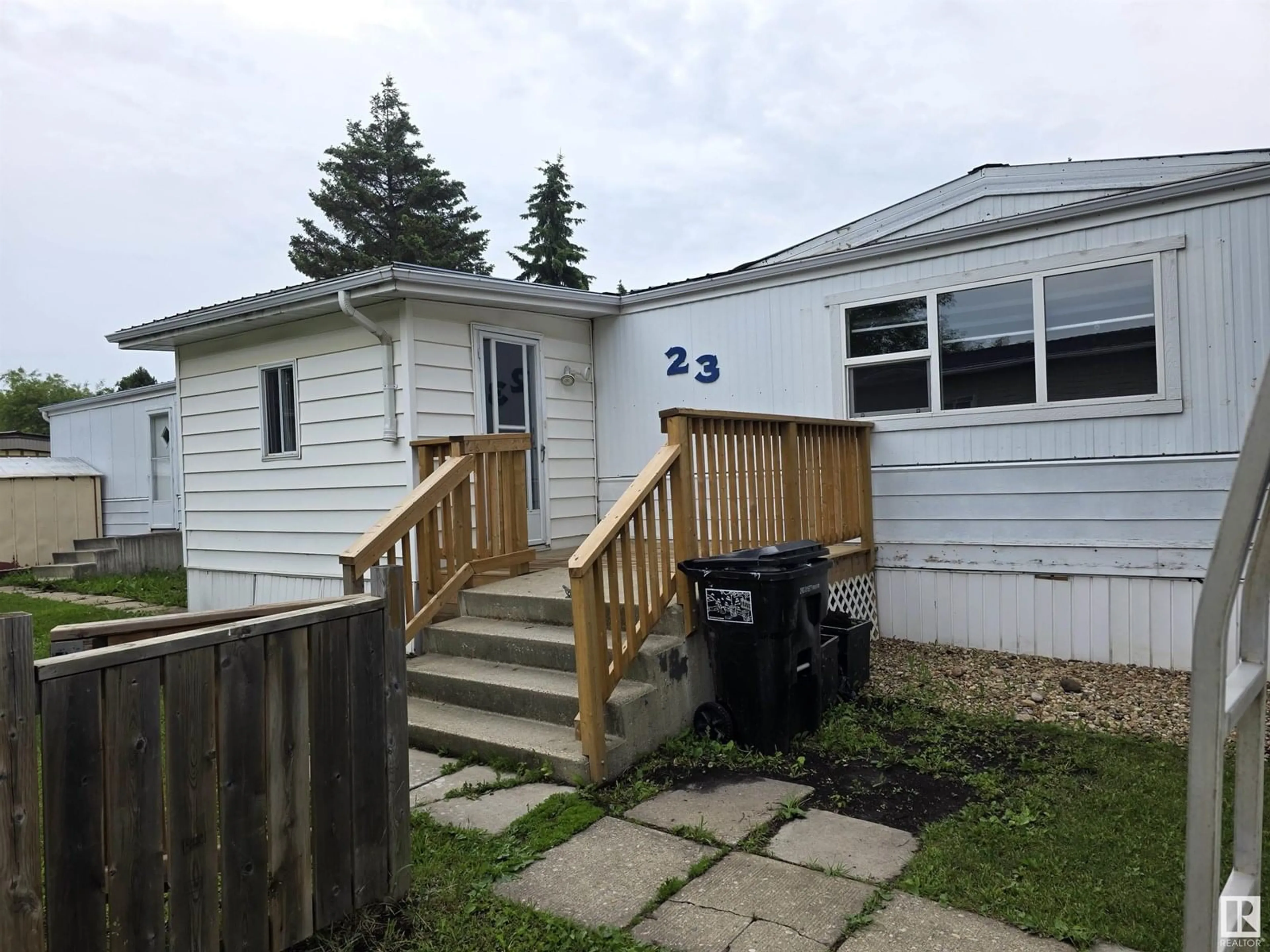 Unknown for 23 CLIFF CR, Edmonton Alberta T6P1B6