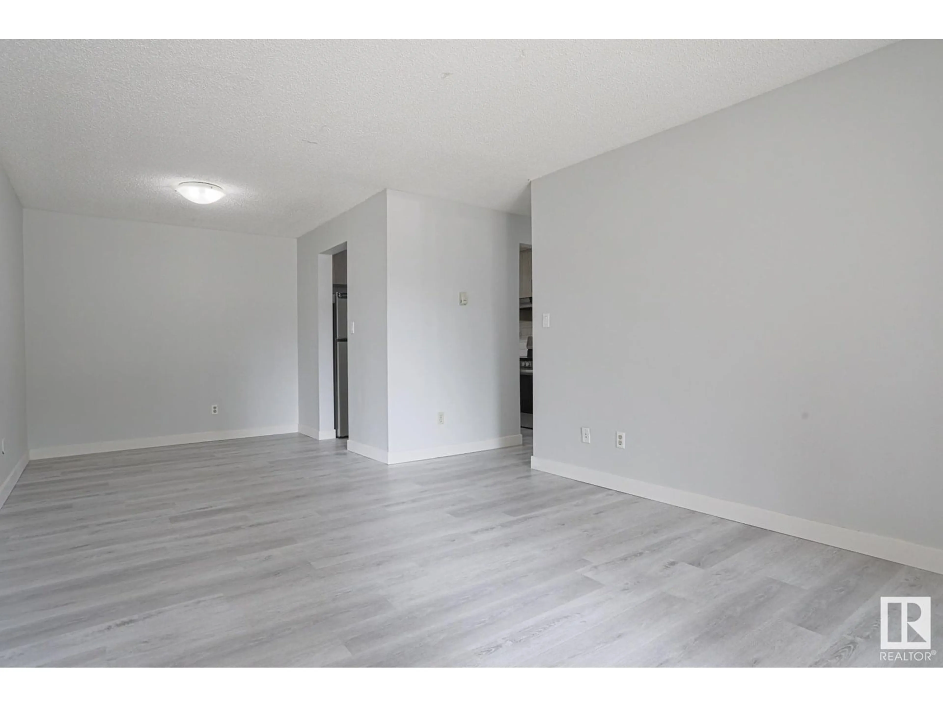 A pic of a room for #112 - 1628 48 ST, Edmonton Alberta T6L5P2