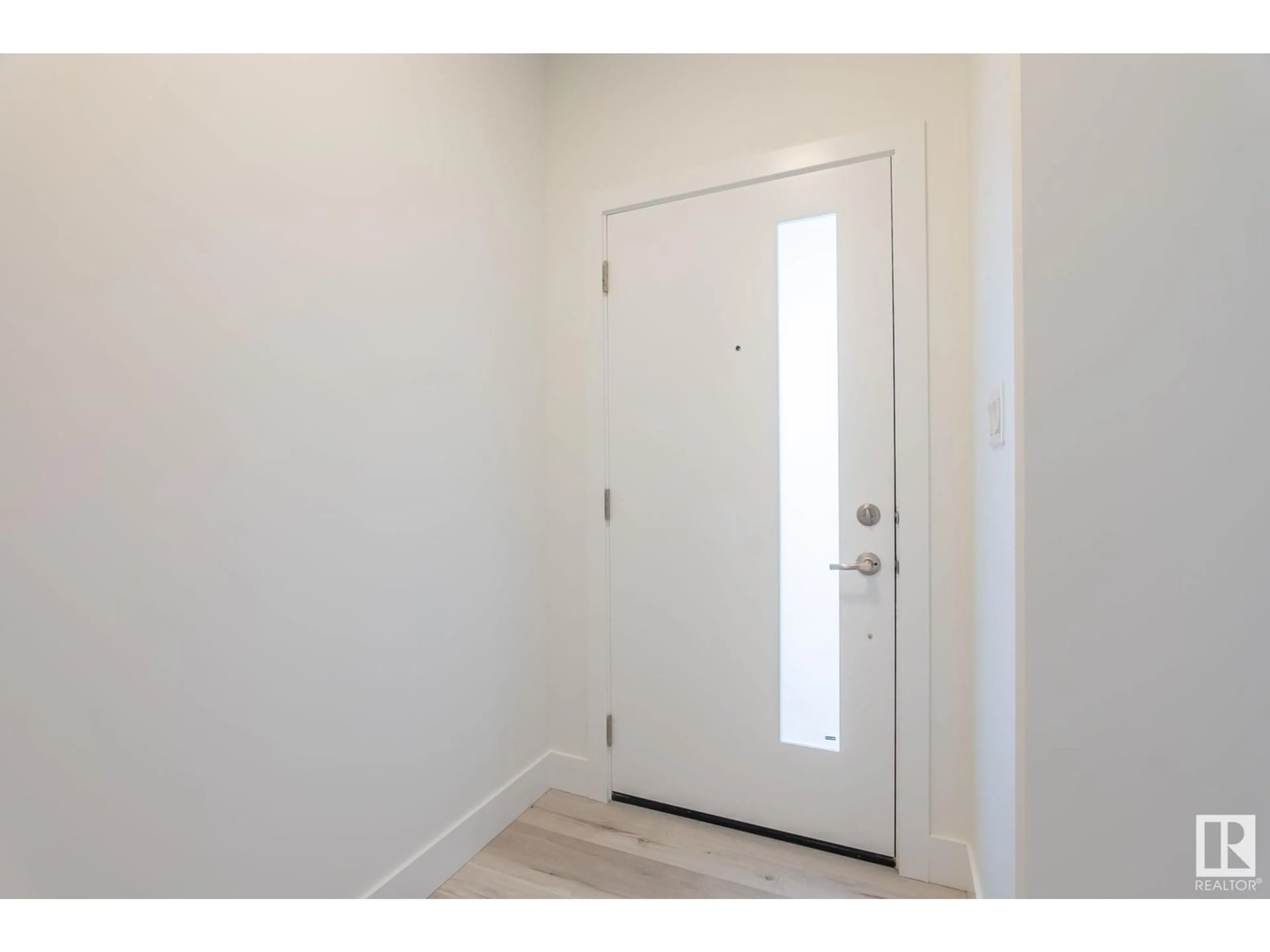 Indoor entryway for 58 HEMINGWAY CR, Spruce Grove Alberta T7X2L6