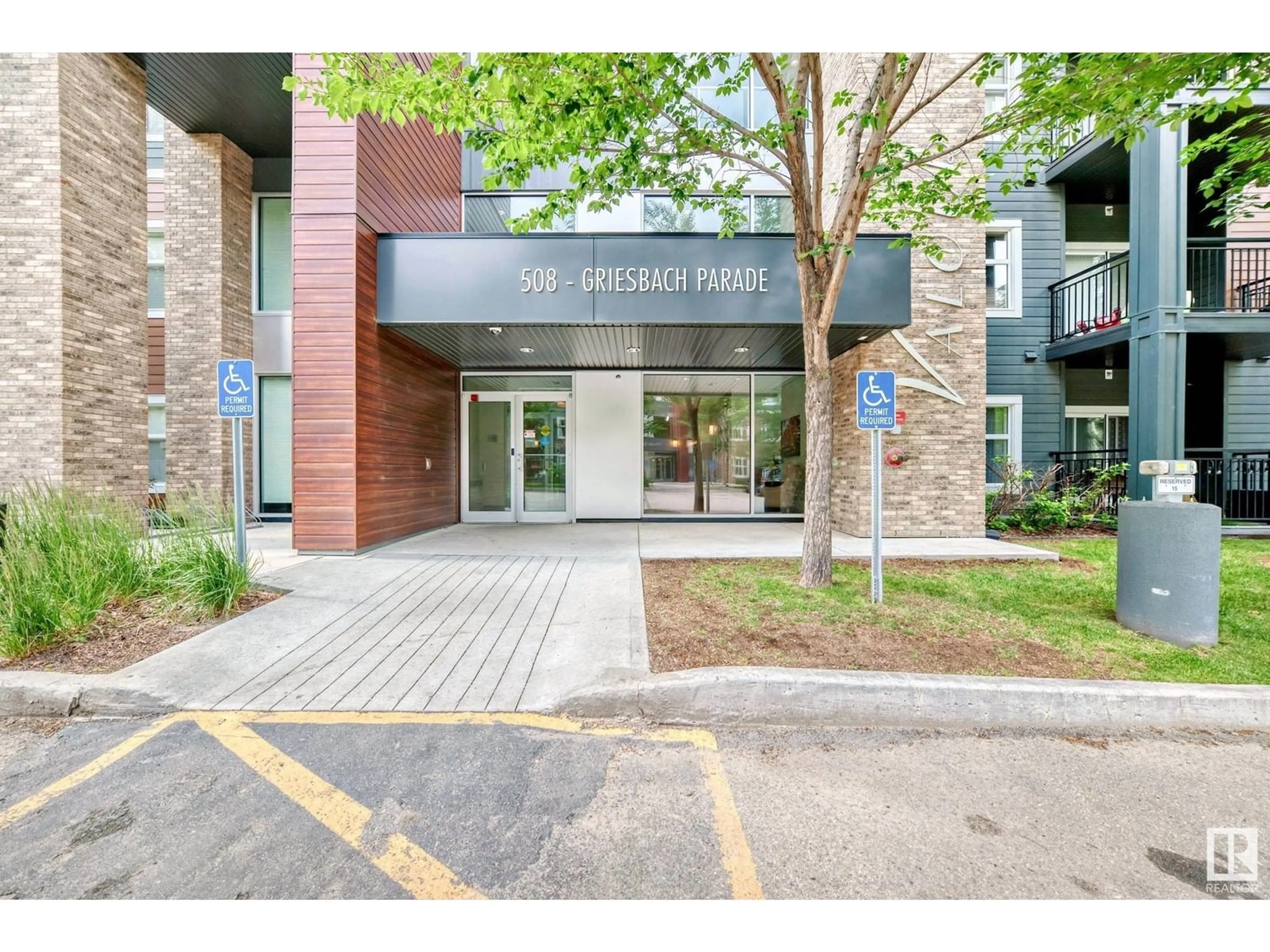 Indoor foyer for 508 - 225 GRIESBACH PR, Edmonton Alberta T5E6V9