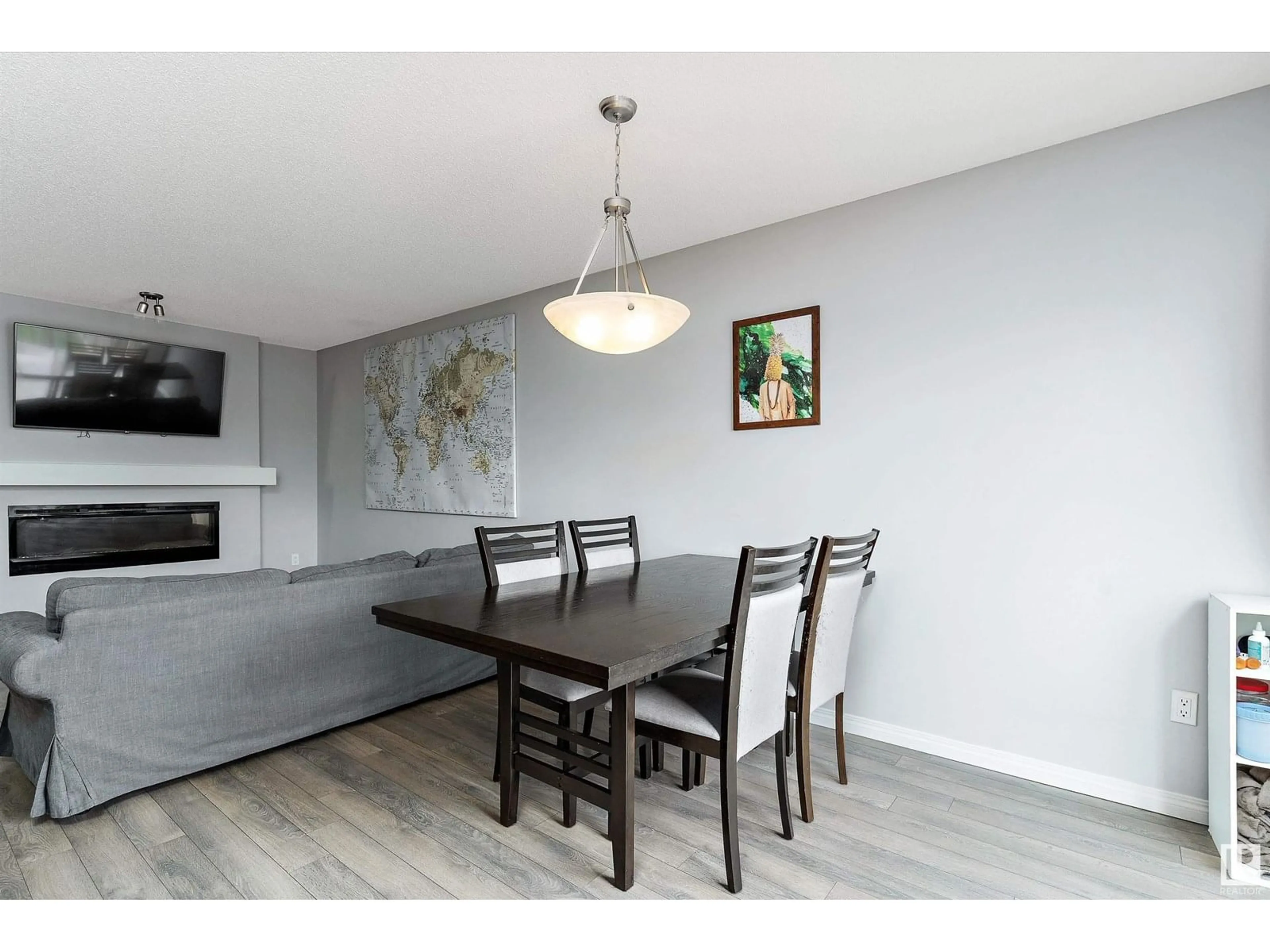 Dining room, wood/laminate floor for 4420 PROWSE RD, Edmonton Alberta T6W3A5