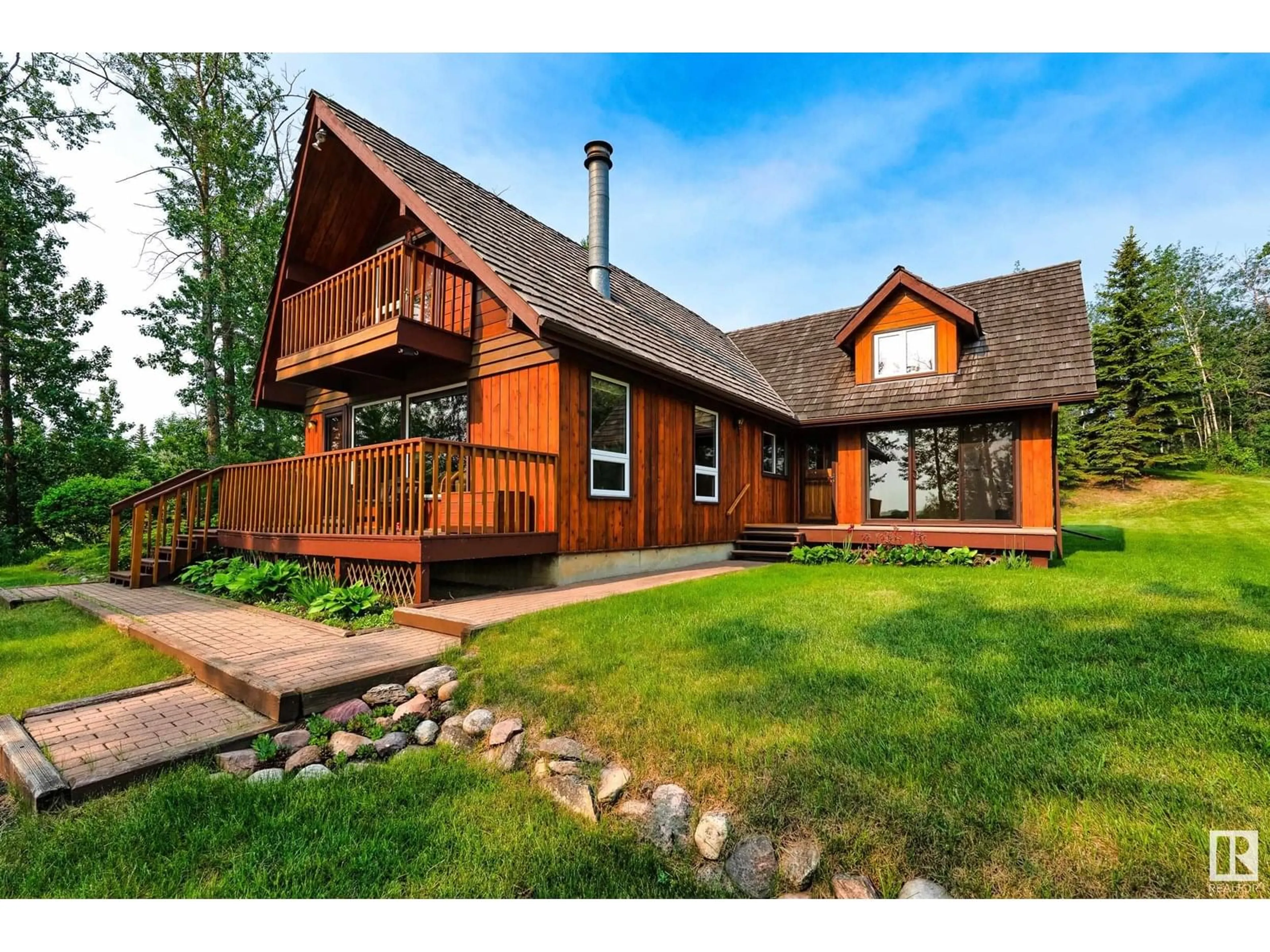Home with vinyl exterior material, unknown for 51566 RGE ROAD 232, Rural Strathcona County Alberta T8B1B1