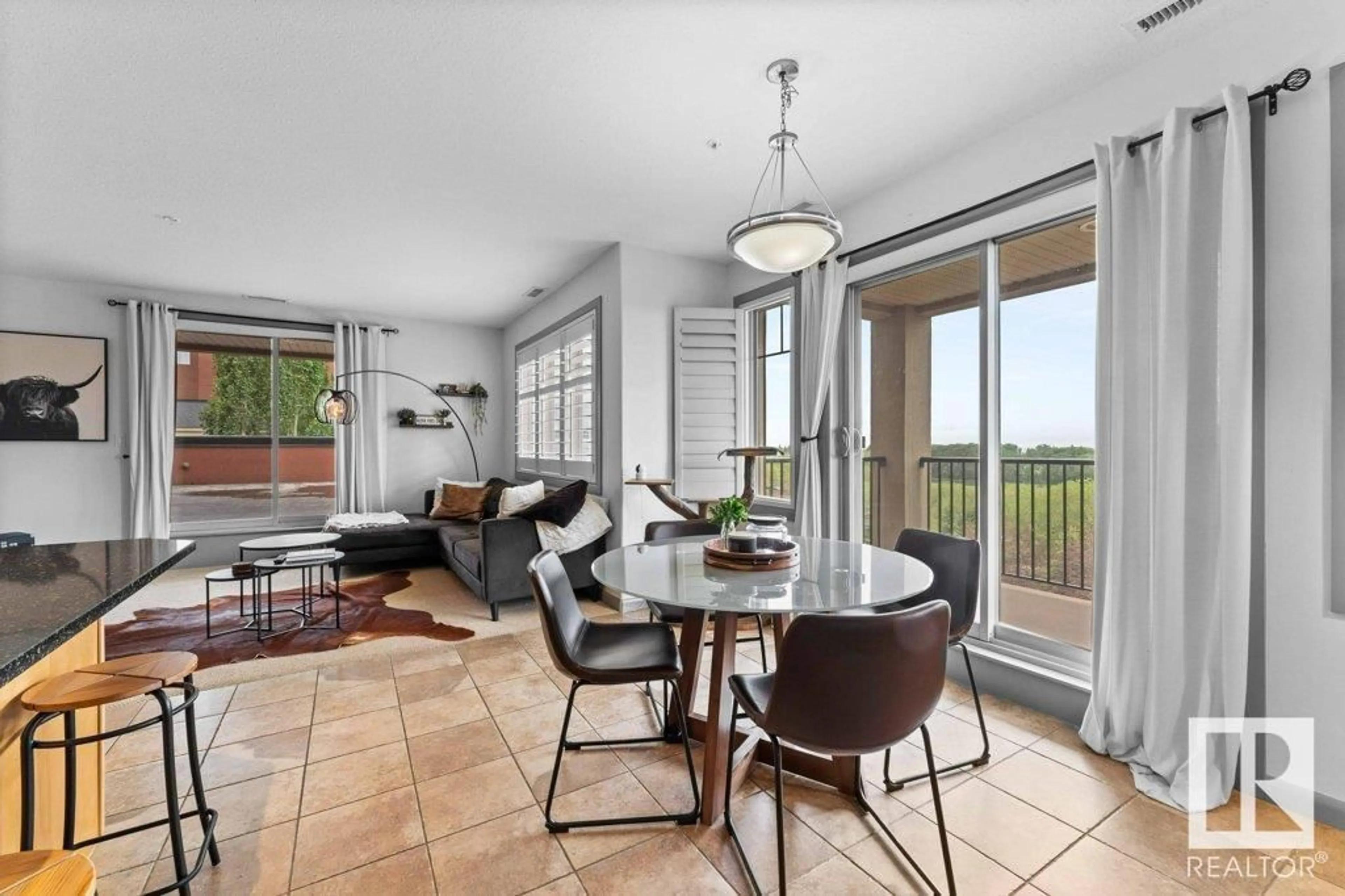 Dining room, ceramic/tile floor for 317 - 501 PALISADES WY, Sherwood Park Alberta T8H0H8