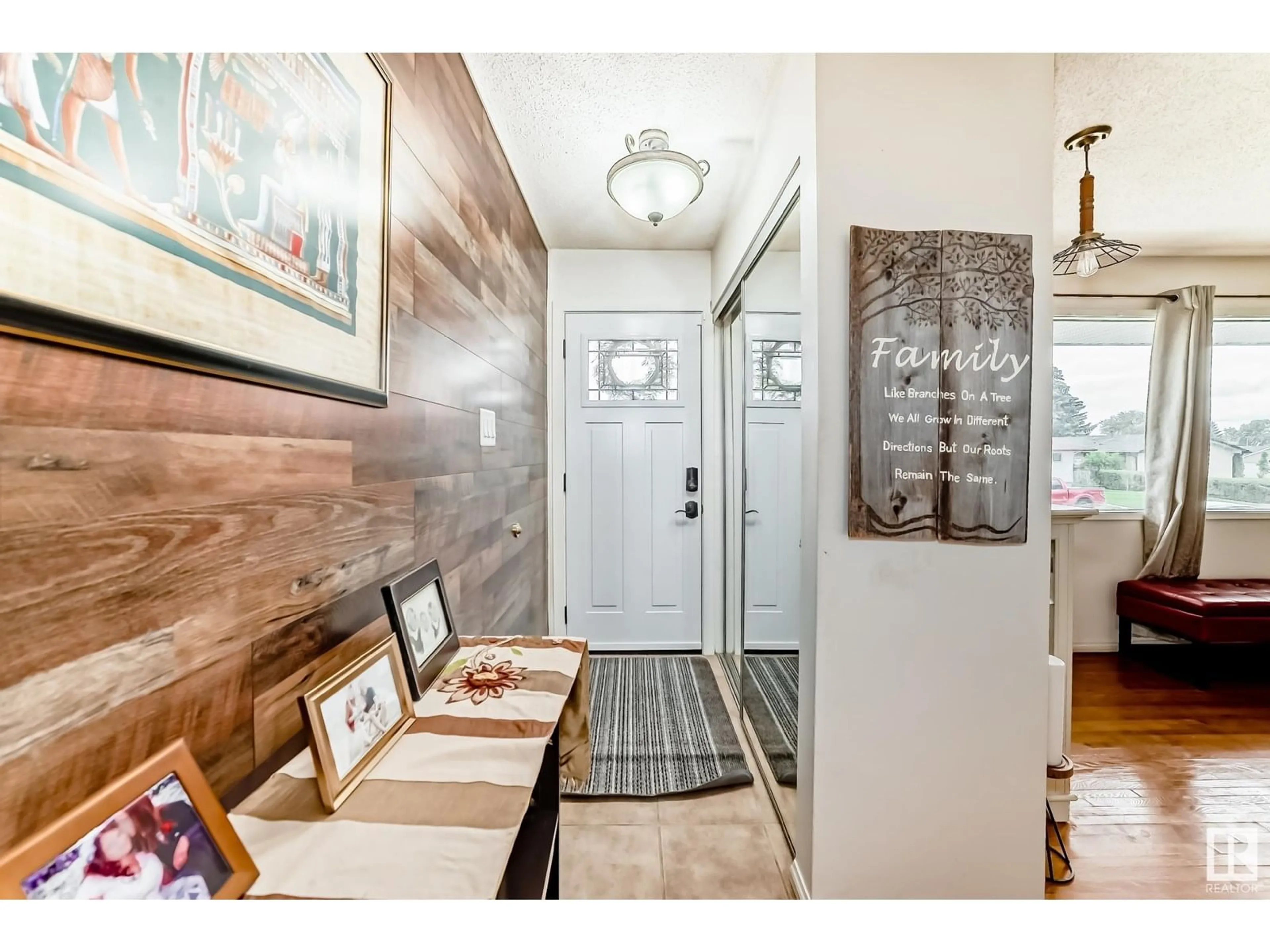 Indoor entryway for 6308 144A AV, Edmonton Alberta T5A1S4