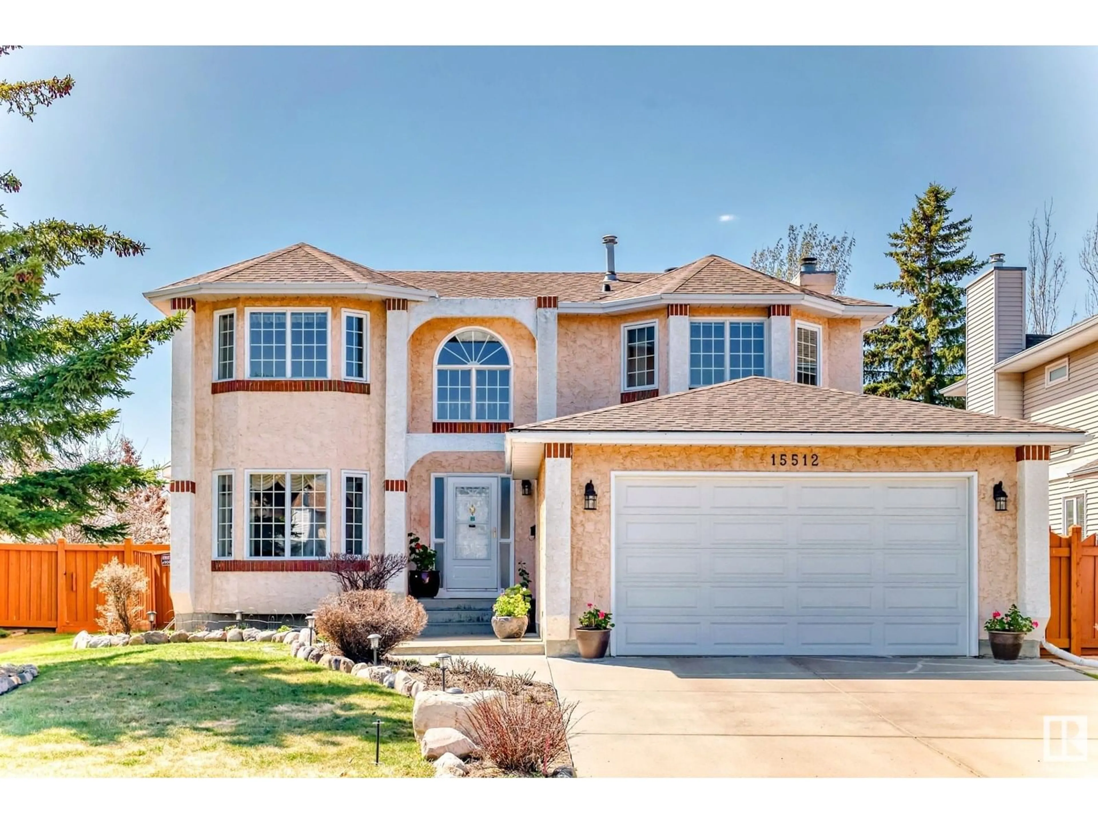 Home with vinyl exterior material, street for 15512 132 ST NW, Edmonton Alberta T6V1B7