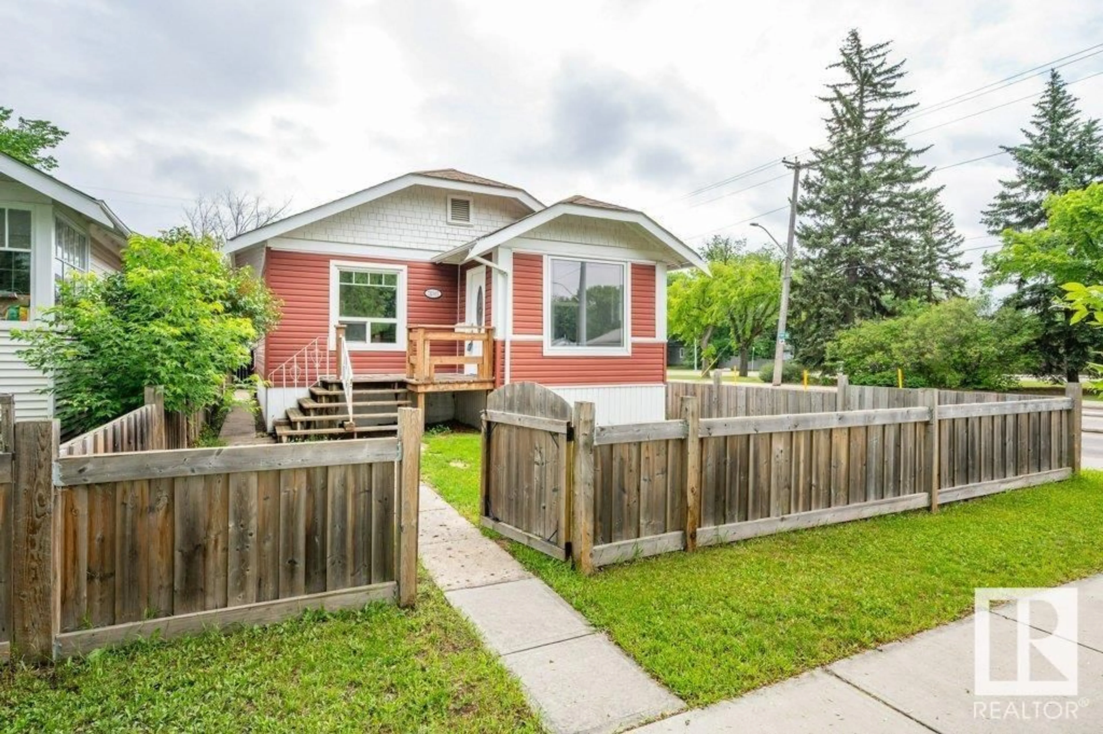 Unknown for 11503 86 ST, Edmonton Alberta T5B3J4
