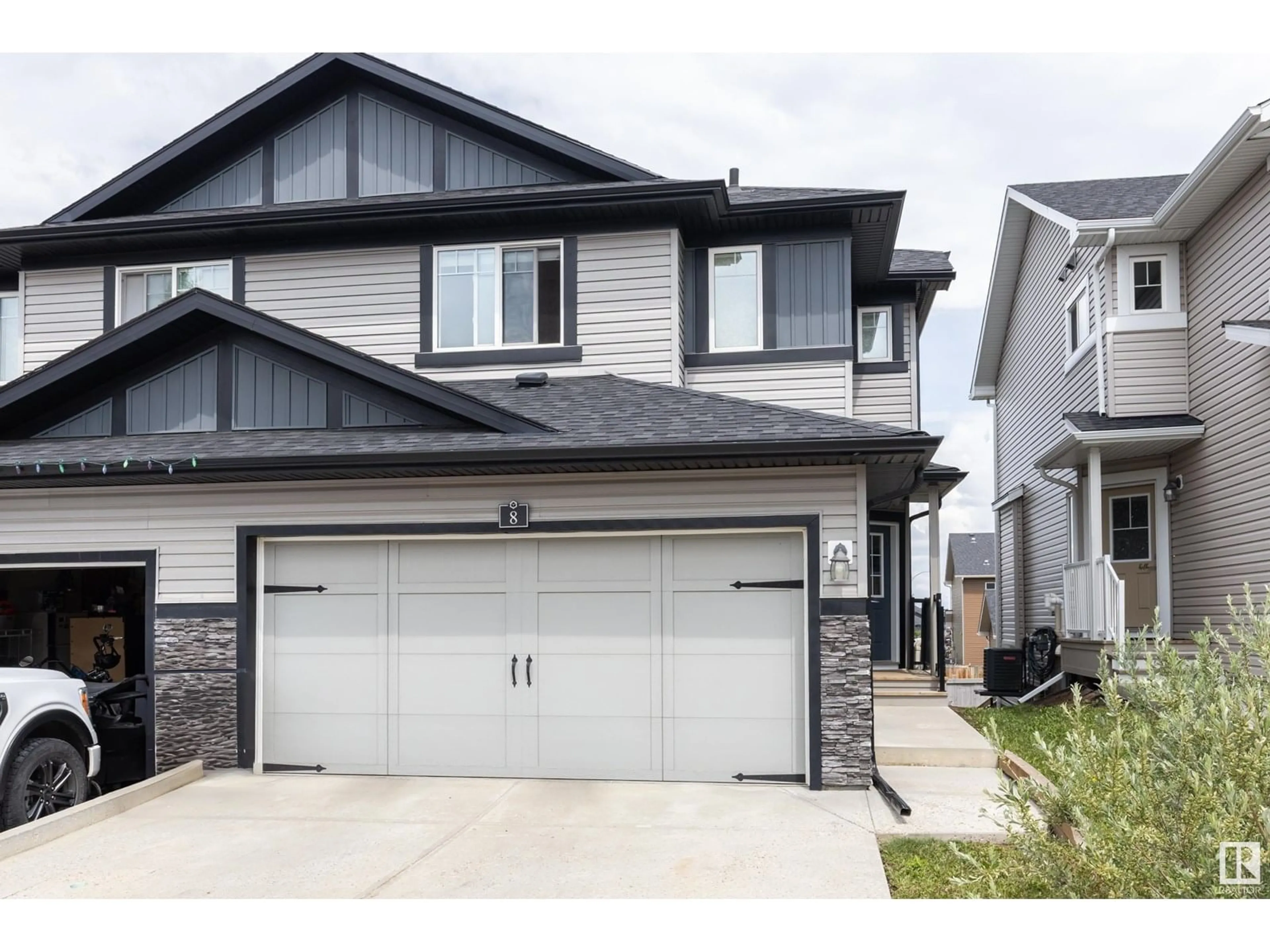 Home with vinyl exterior material, street for 21 - 8 AUGUSTINE CR, Sherwood Park Alberta T8H0X4
