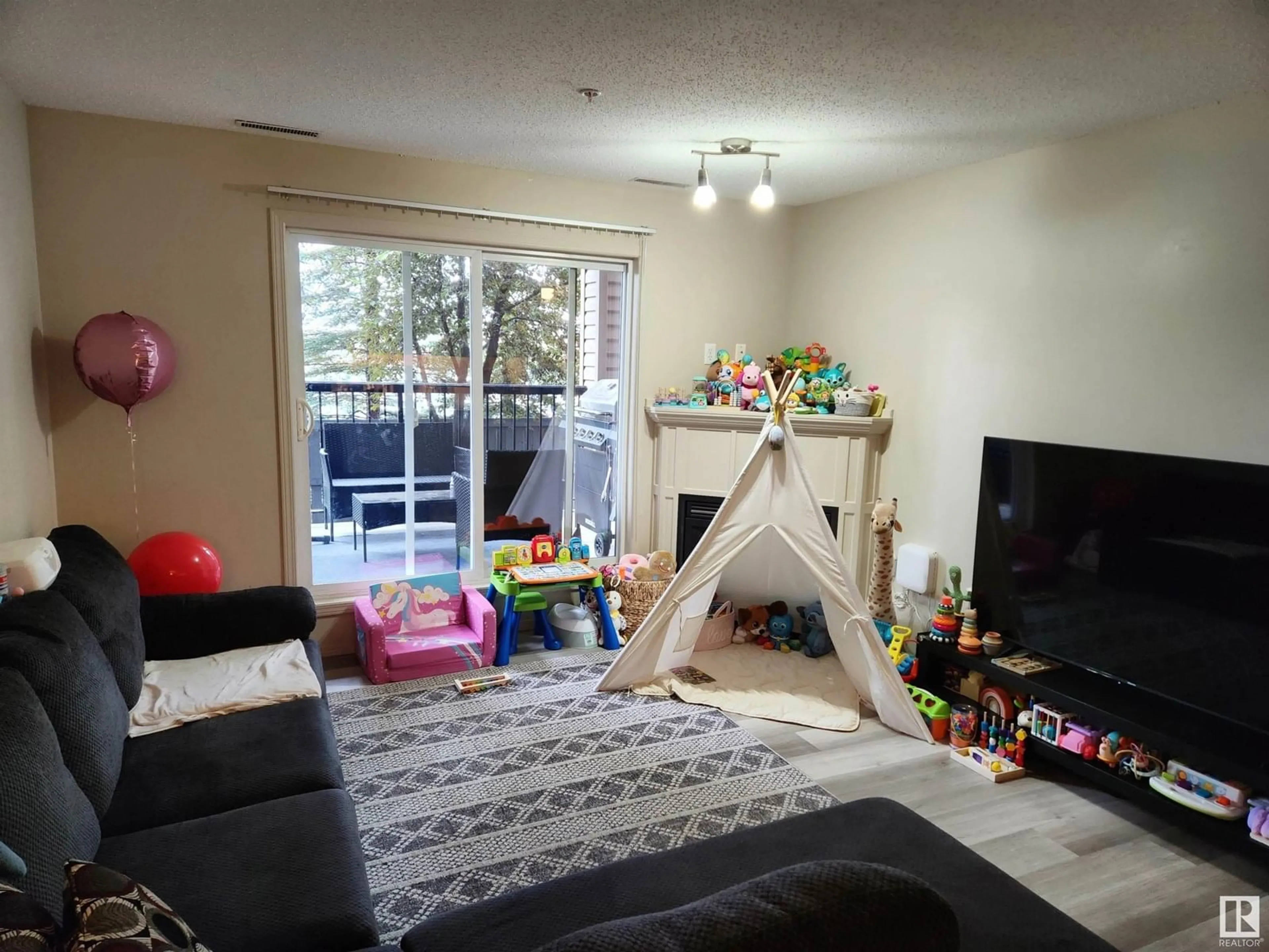 A pic of a room for 2098 - 125 BLACKMUD CREEK DR, Edmonton Alberta T6W1T7