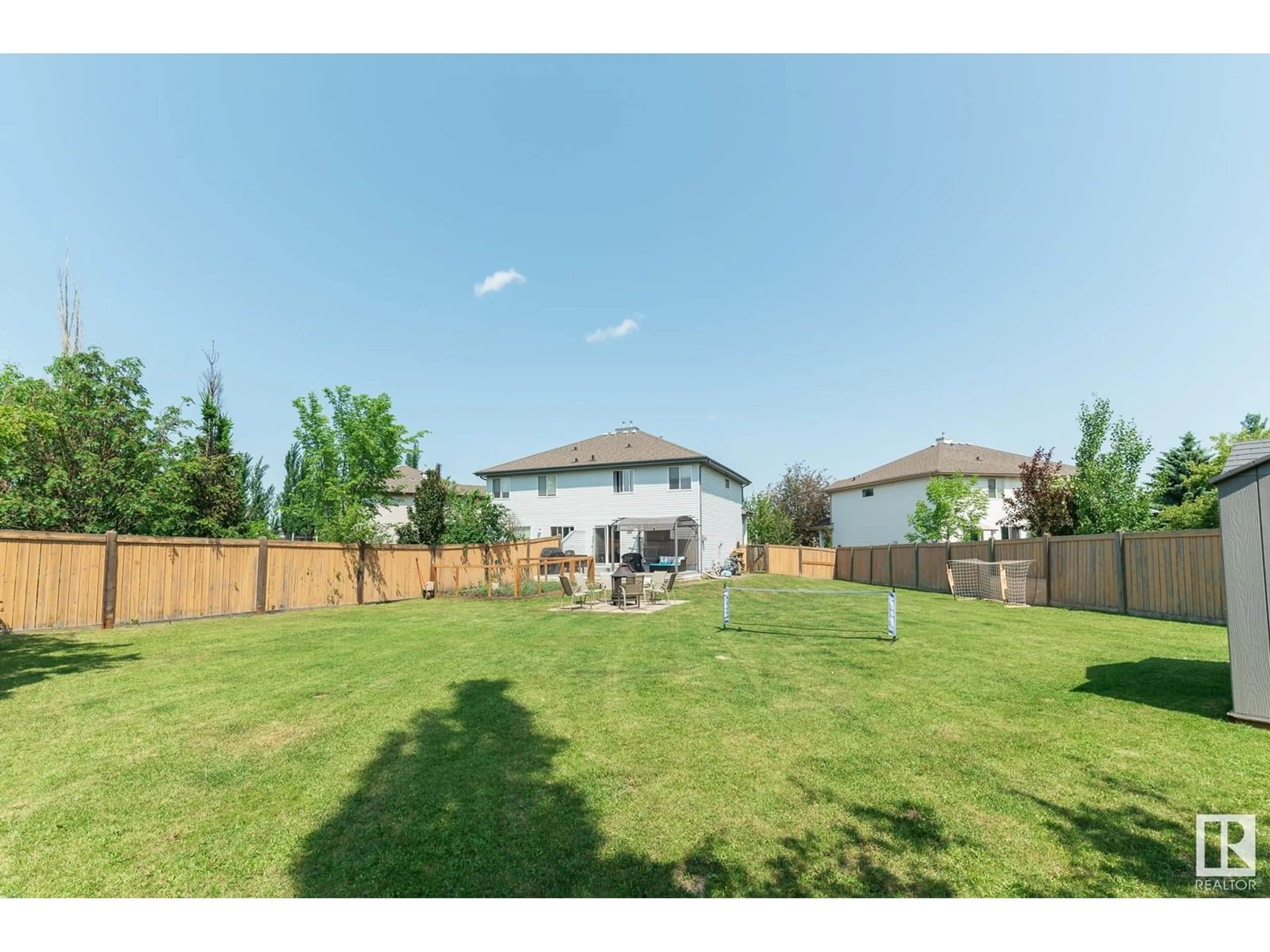 A pic from outside/outdoor area/front of a property/back of a property/a pic from drone, mountain view for 15 NOAH CL, St. Albert Alberta T8N7M2