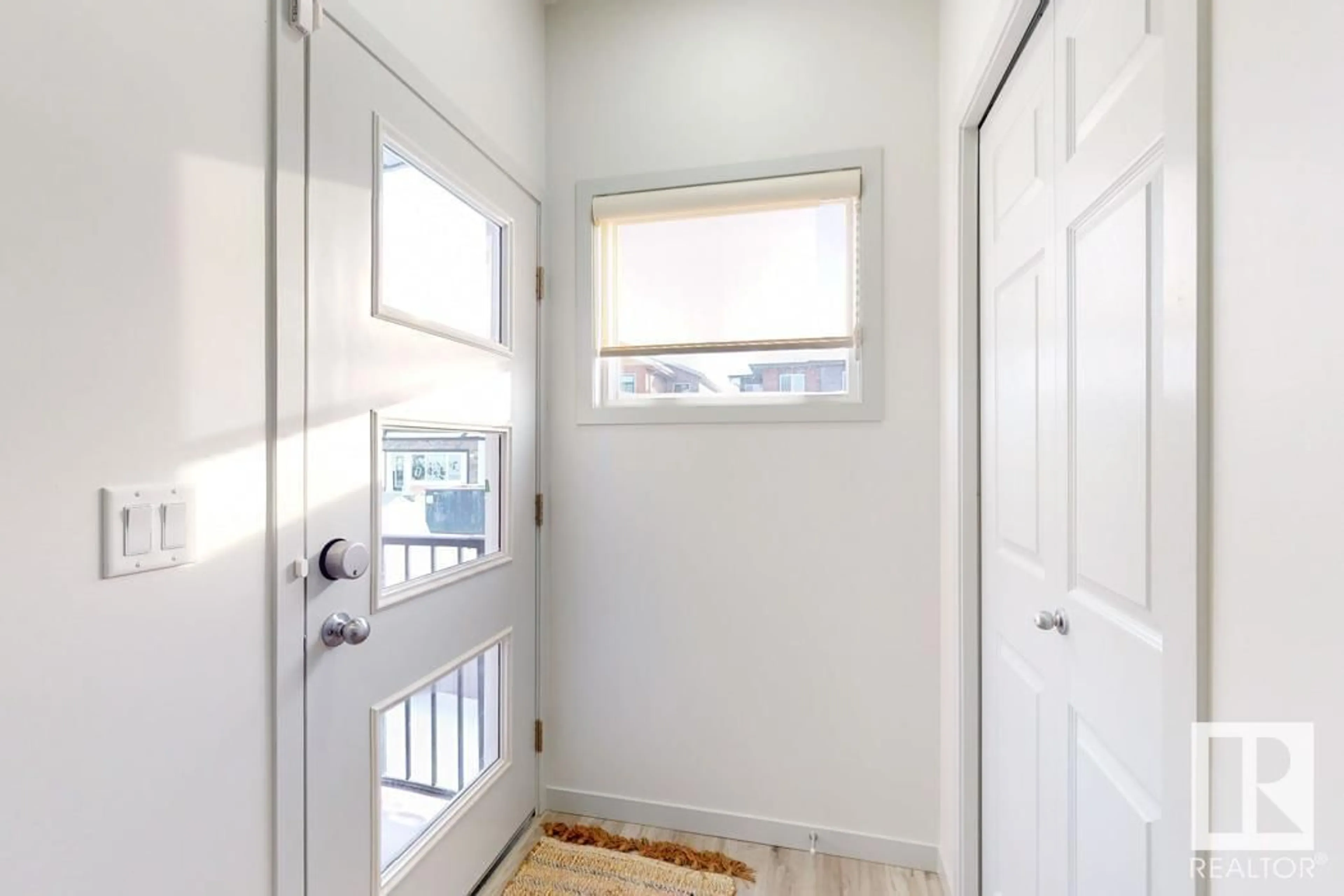Indoor entryway for 8603 181 AV, Edmonton Alberta T5Z0X1