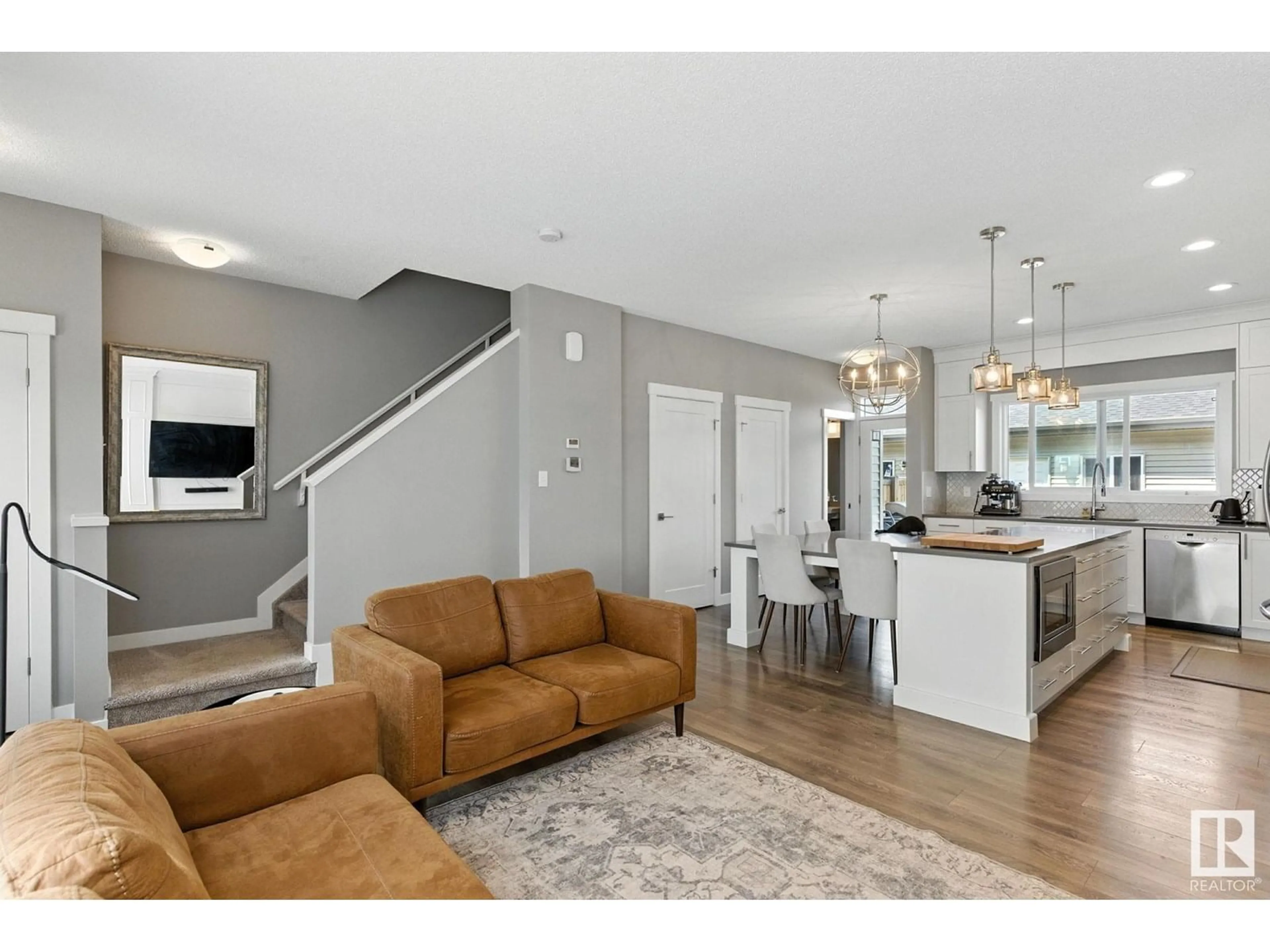 Open concept kitchen, unknown for 662 BLACKSTONE BV, Leduc Alberta T9E1H2