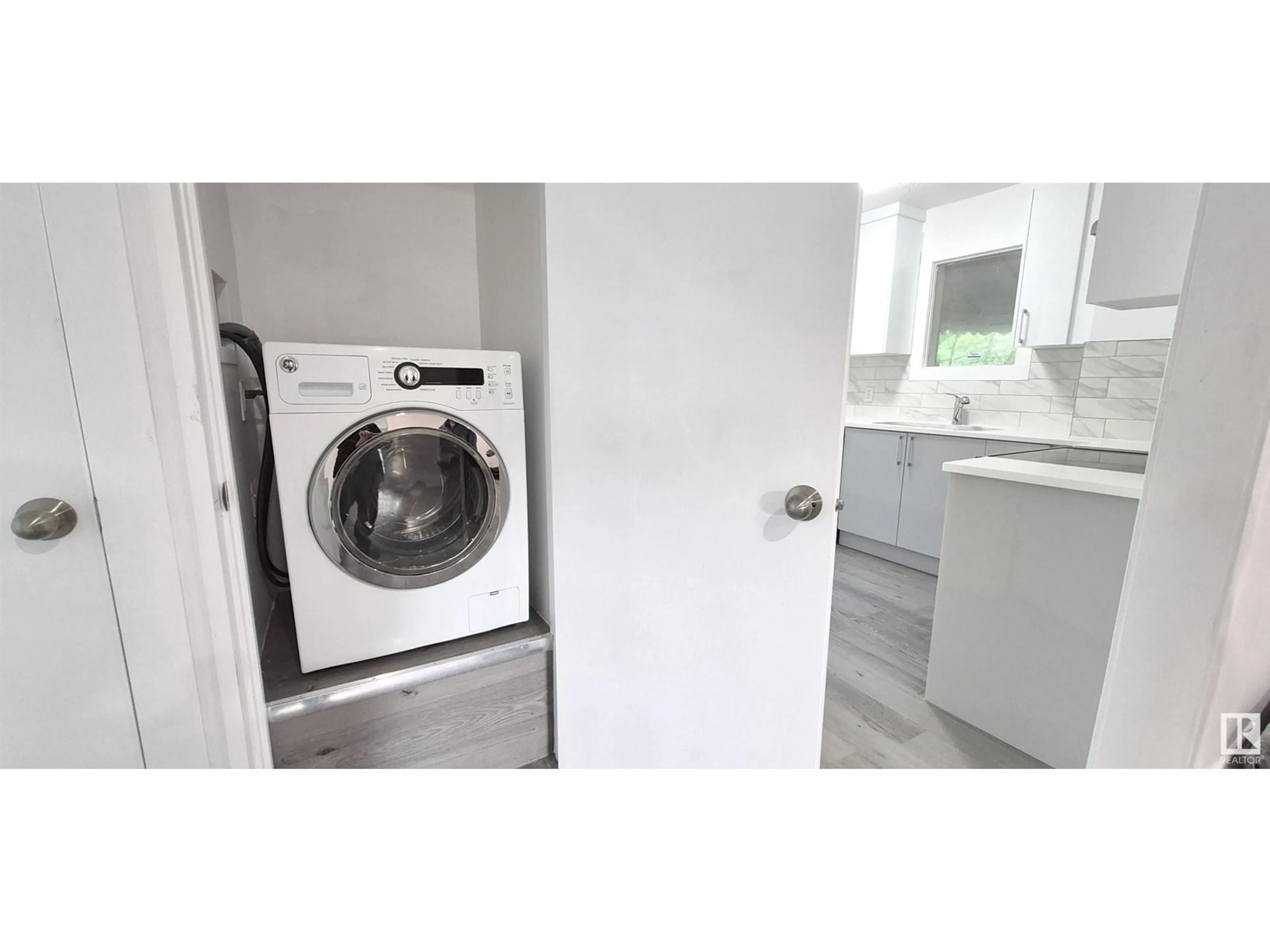 Laundry room for 11611 87 ST, Edmonton Alberta T5B3M6