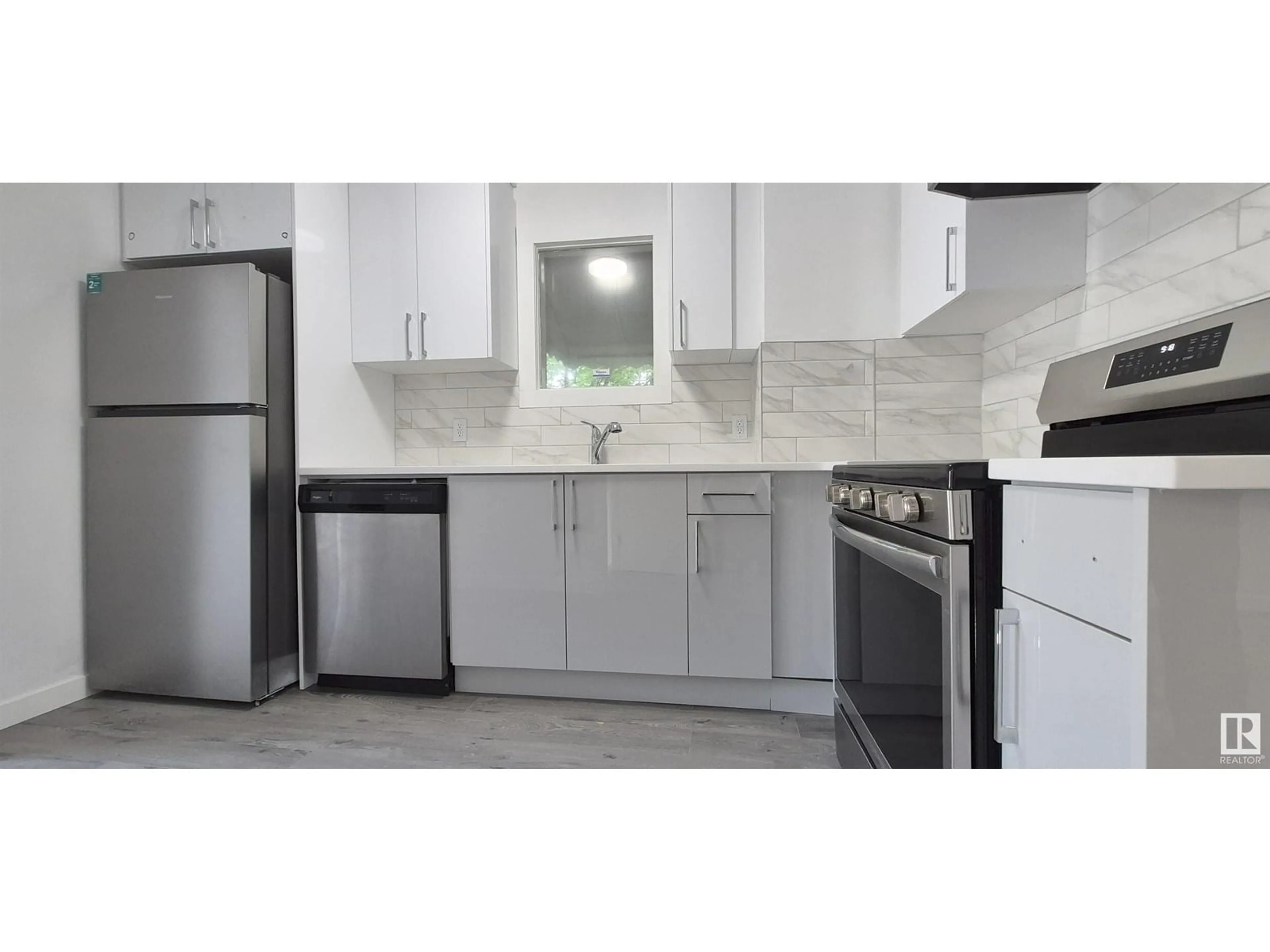 Standard kitchen, ceramic/tile floor for 11611 87 ST, Edmonton Alberta T5B3M6