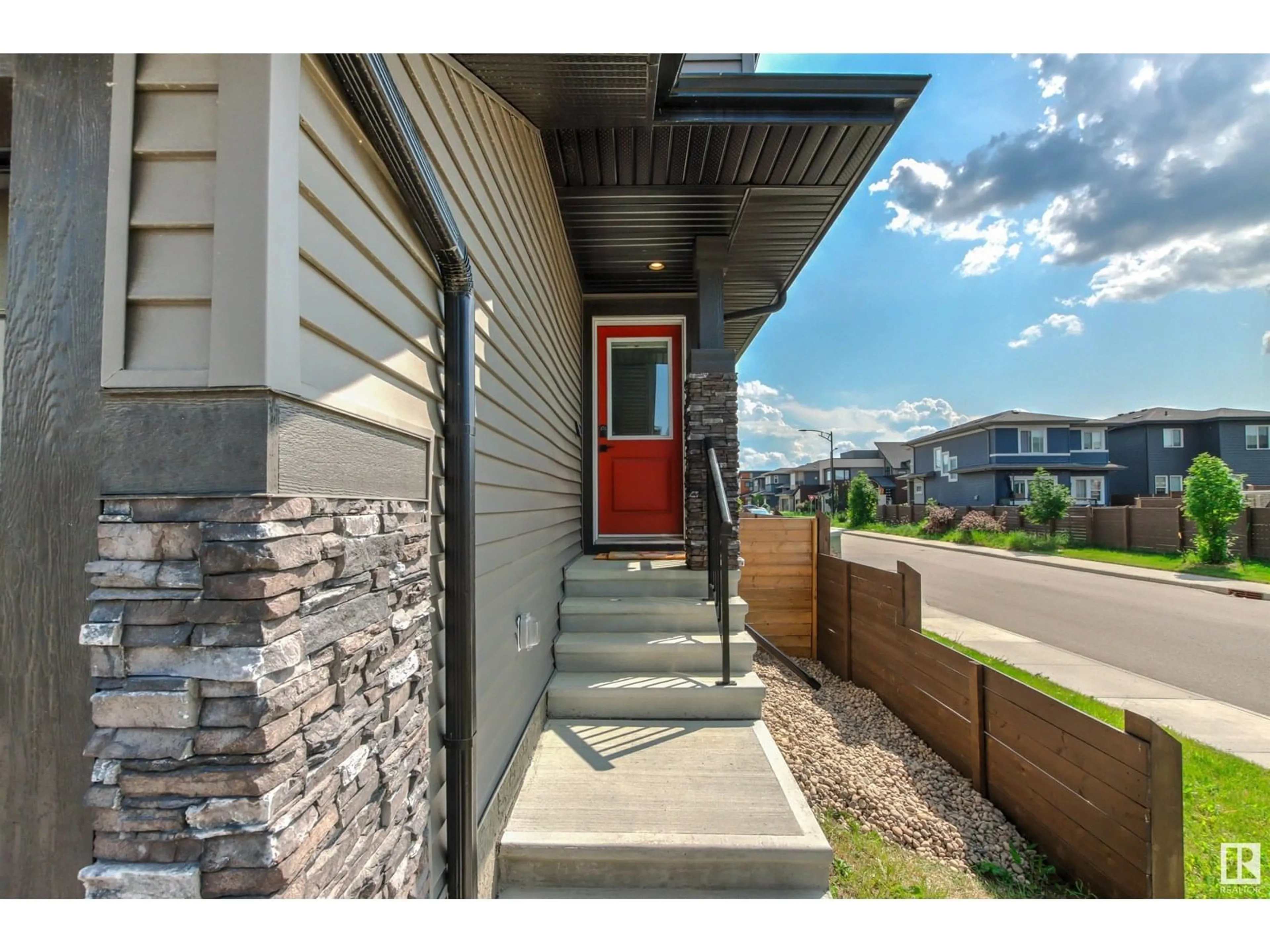 Unknown for 2460 KELLY CIRCLE, Edmonton Alberta T6W4G2