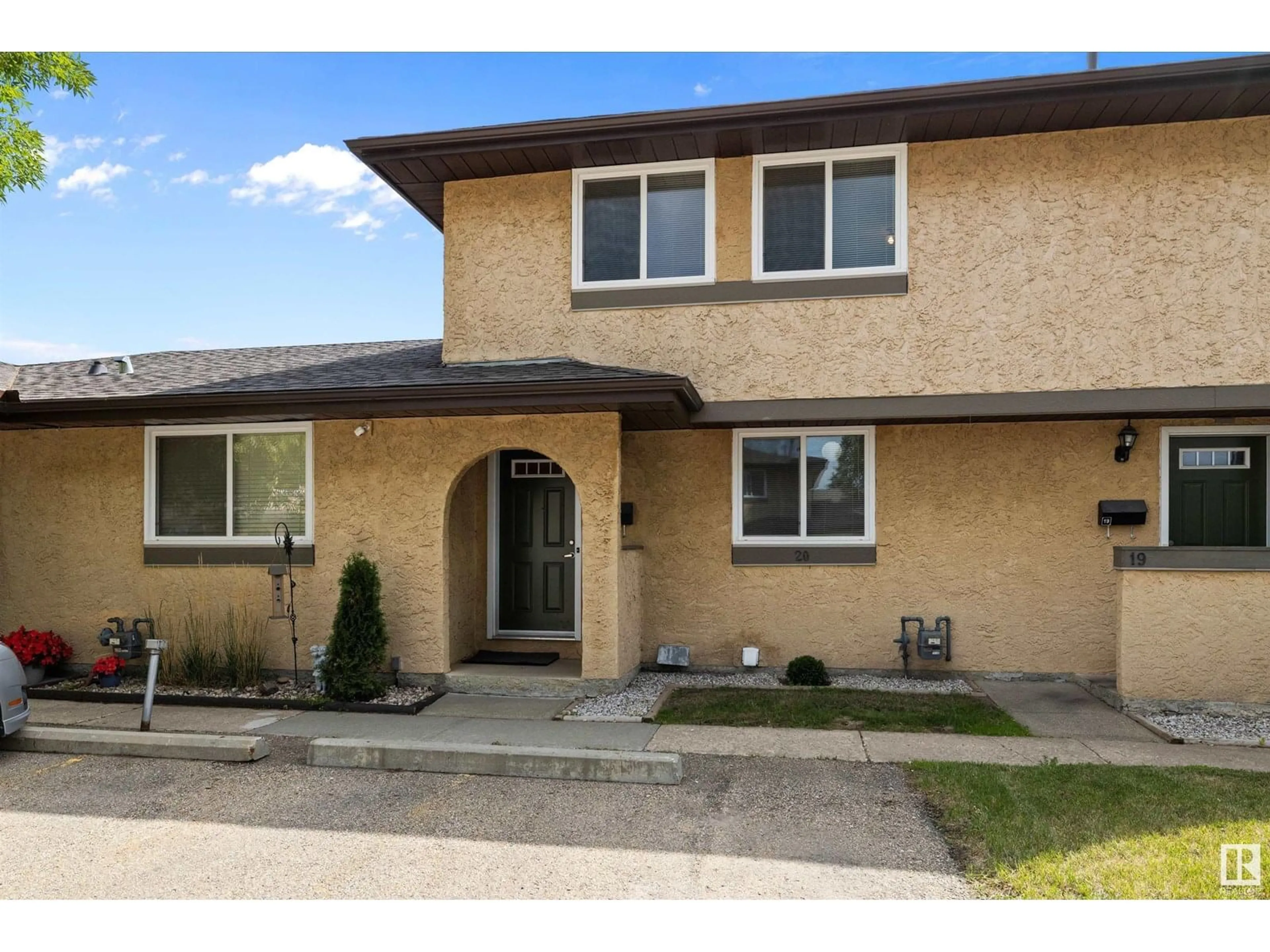 Unknown for 20 8930 99 AV, Fort Saskatchewan Alberta T8L3L1