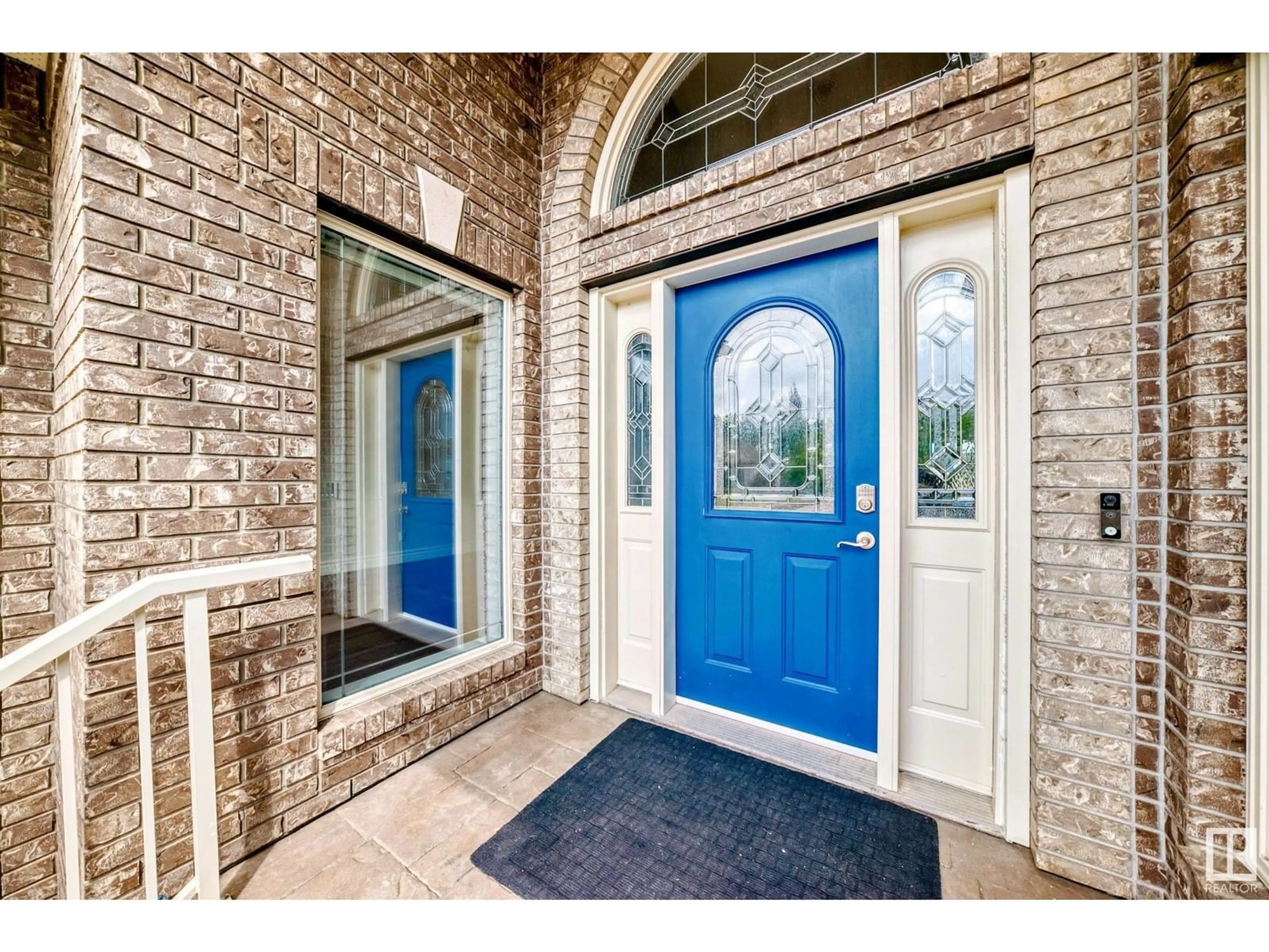 Indoor entryway for #435 - 52304 RGE ROAD 233, Rural Strathcona County Alberta T8B1C9