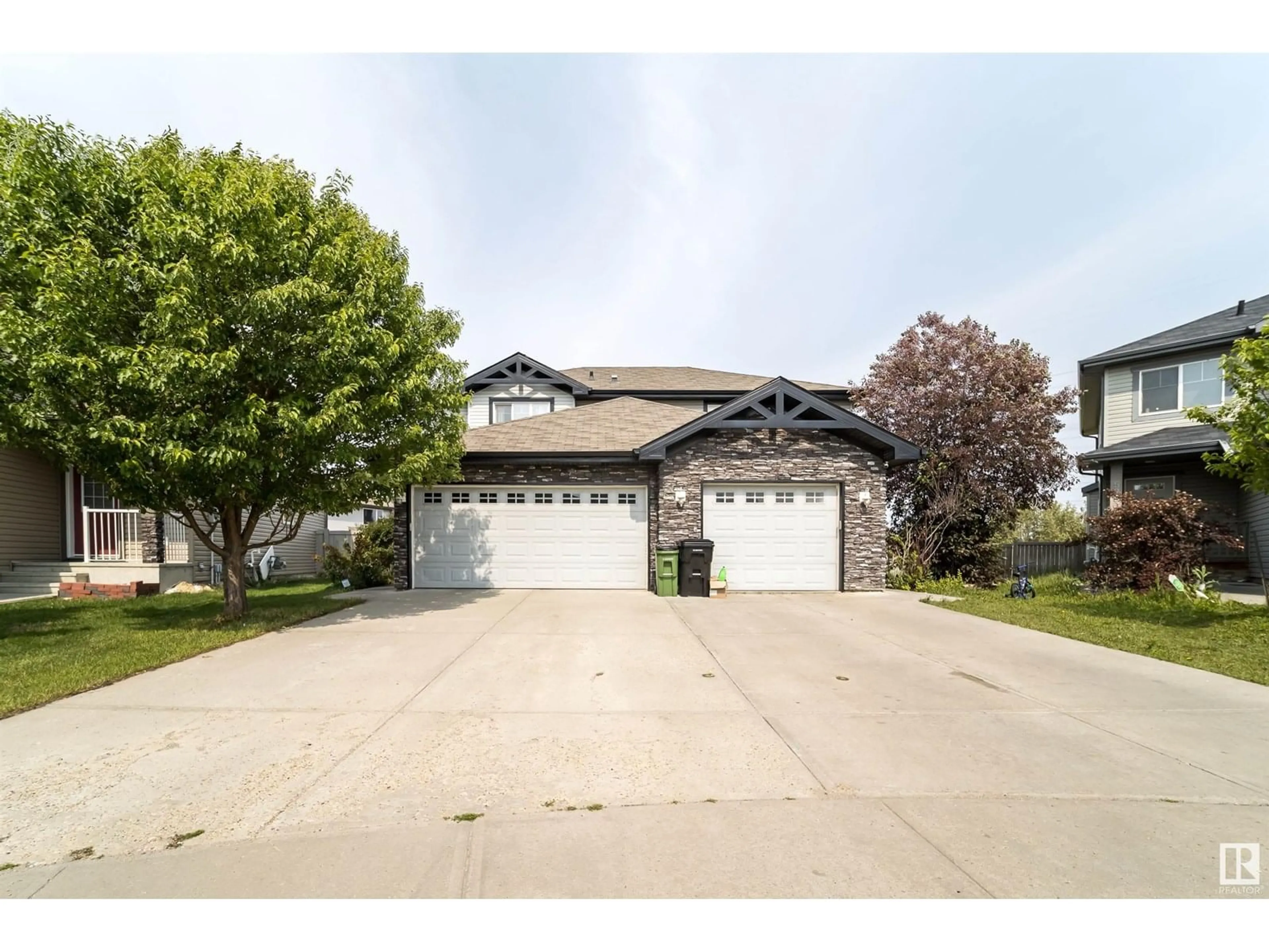 Unknown for 106 53 ST, Edmonton Alberta T6X0W9