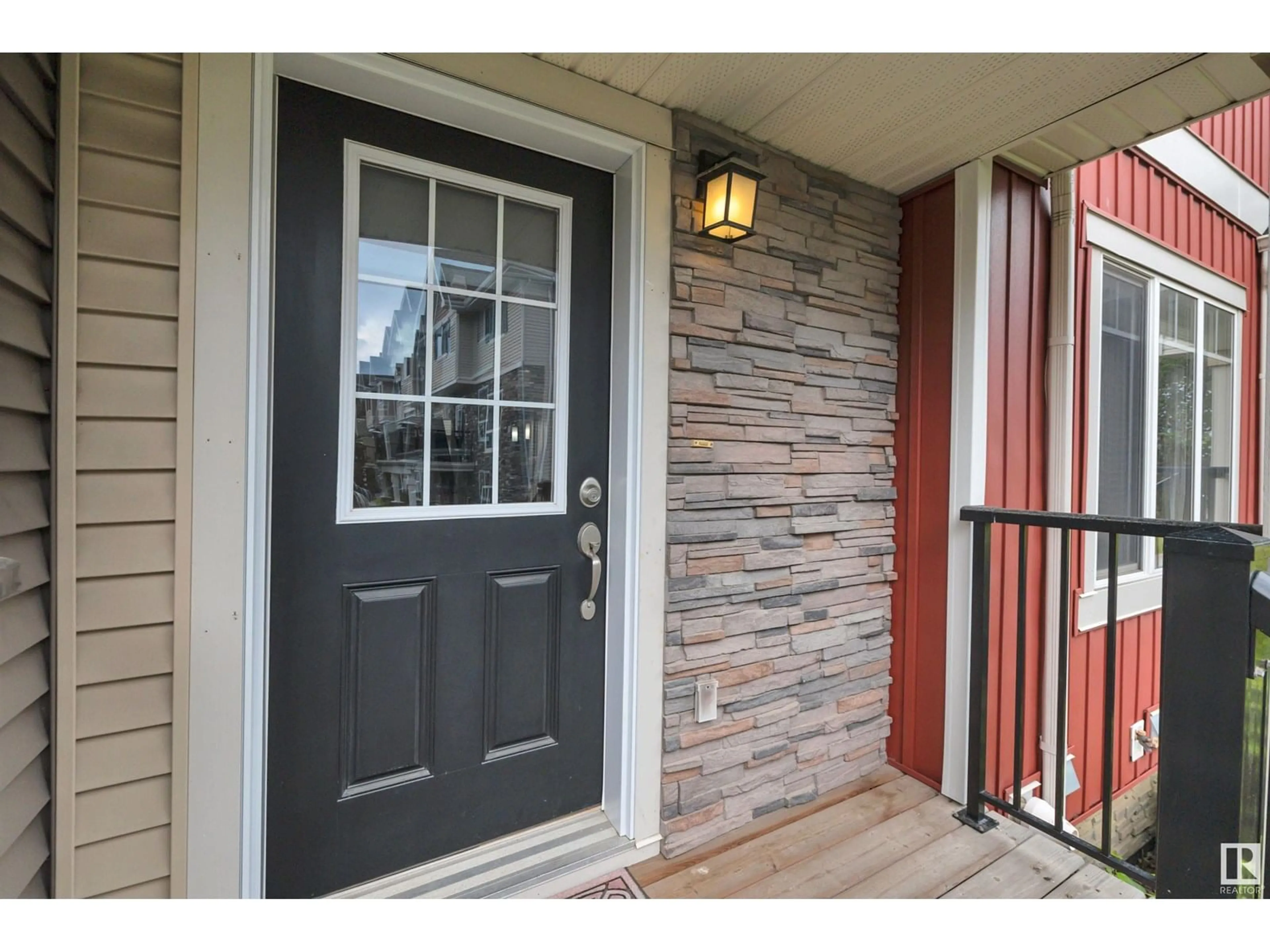 Indoor entryway for #12 - 7289 SOUTH TERWILLEGAR DR, Edmonton Alberta T6R0N5