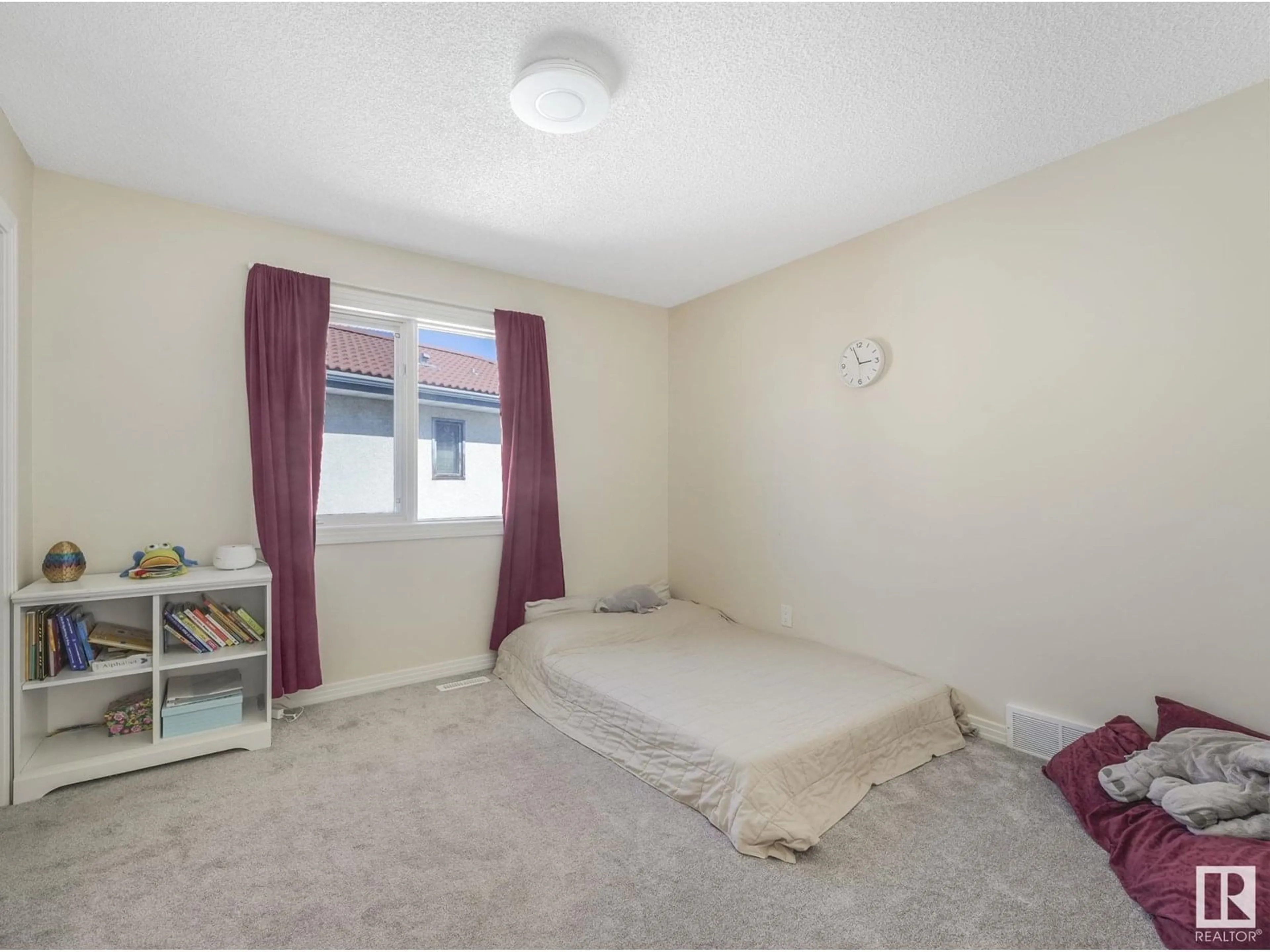 A pic of a room for NW - 1107 116 ST, Edmonton Alberta T6J6X5