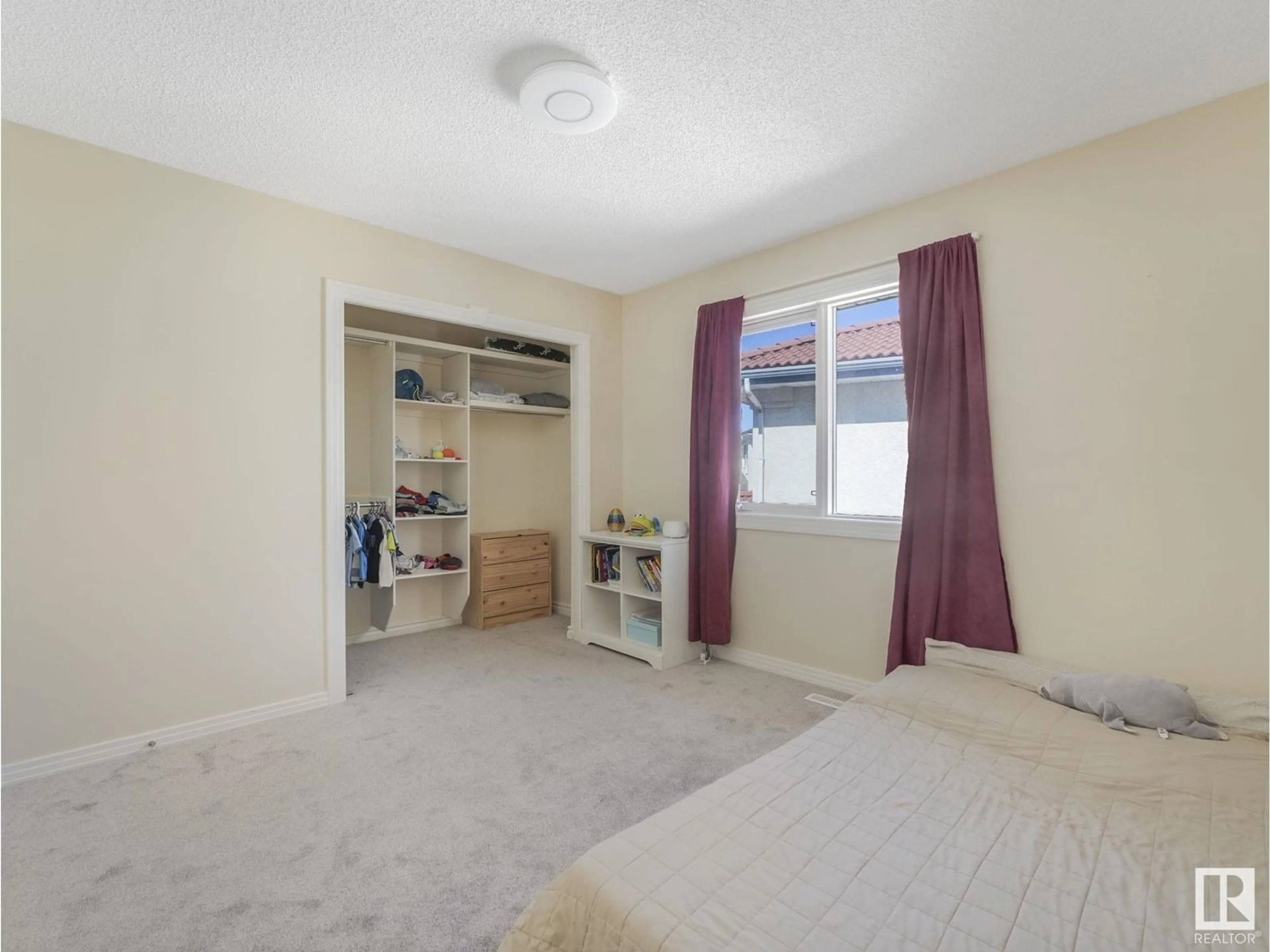 A pic of a room for NW - 1107 116 ST, Edmonton Alberta T6J6X5