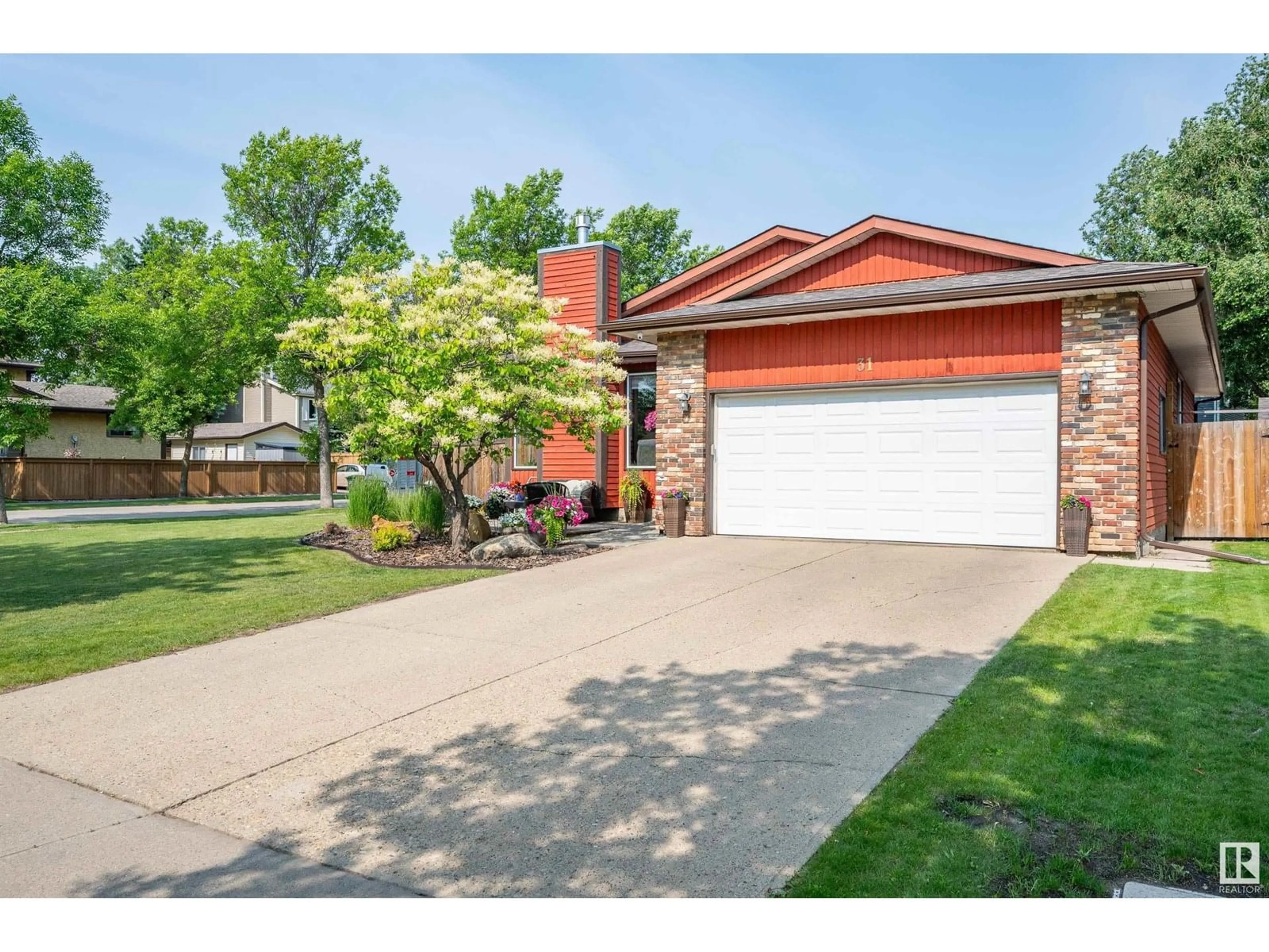 Home with brick exterior material, street for 31 WESTWOOD DR, St. Albert Alberta T8N3E3