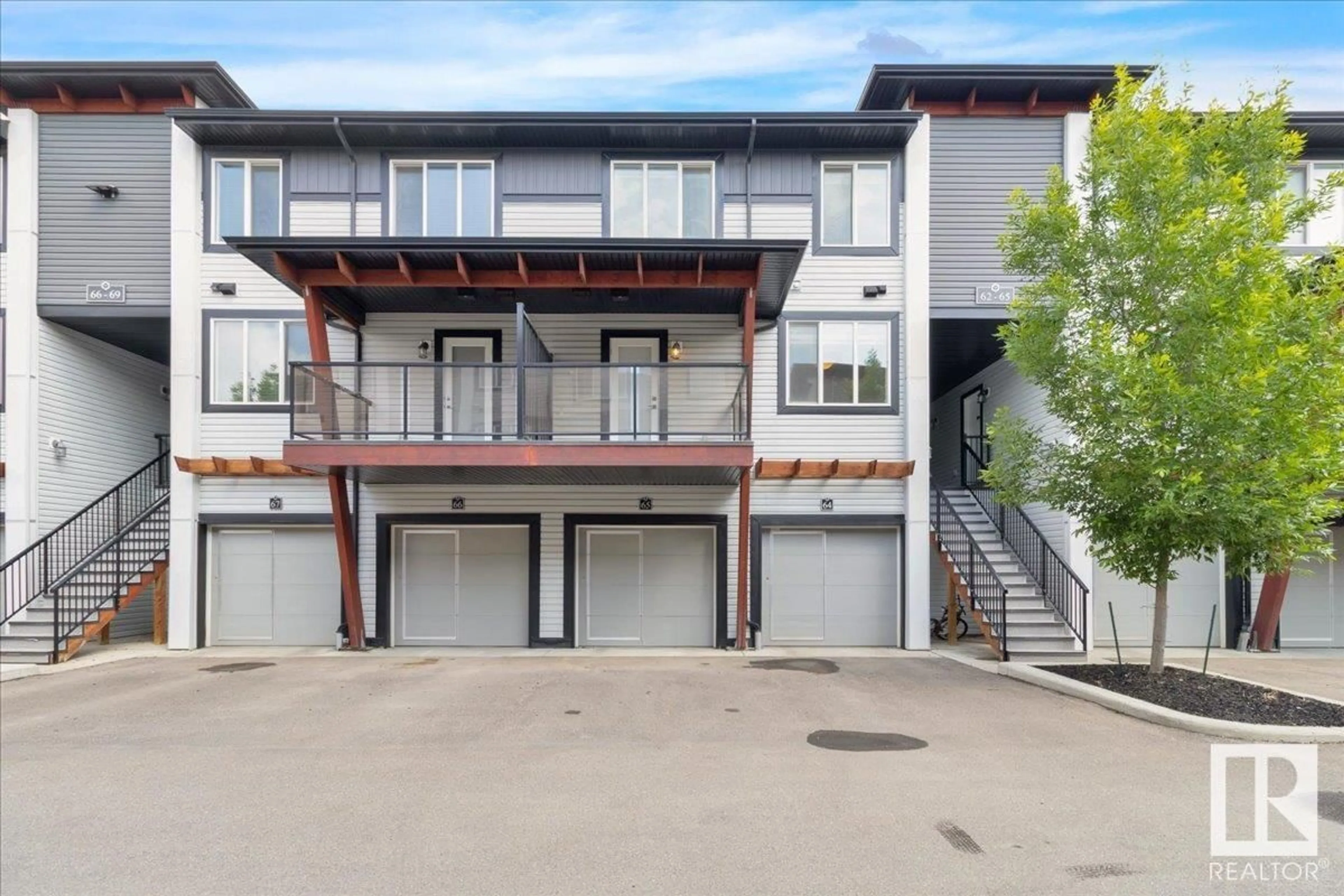 Patio, street for 65 446 ALLARD BV, Edmonton Alberta T6W3S7