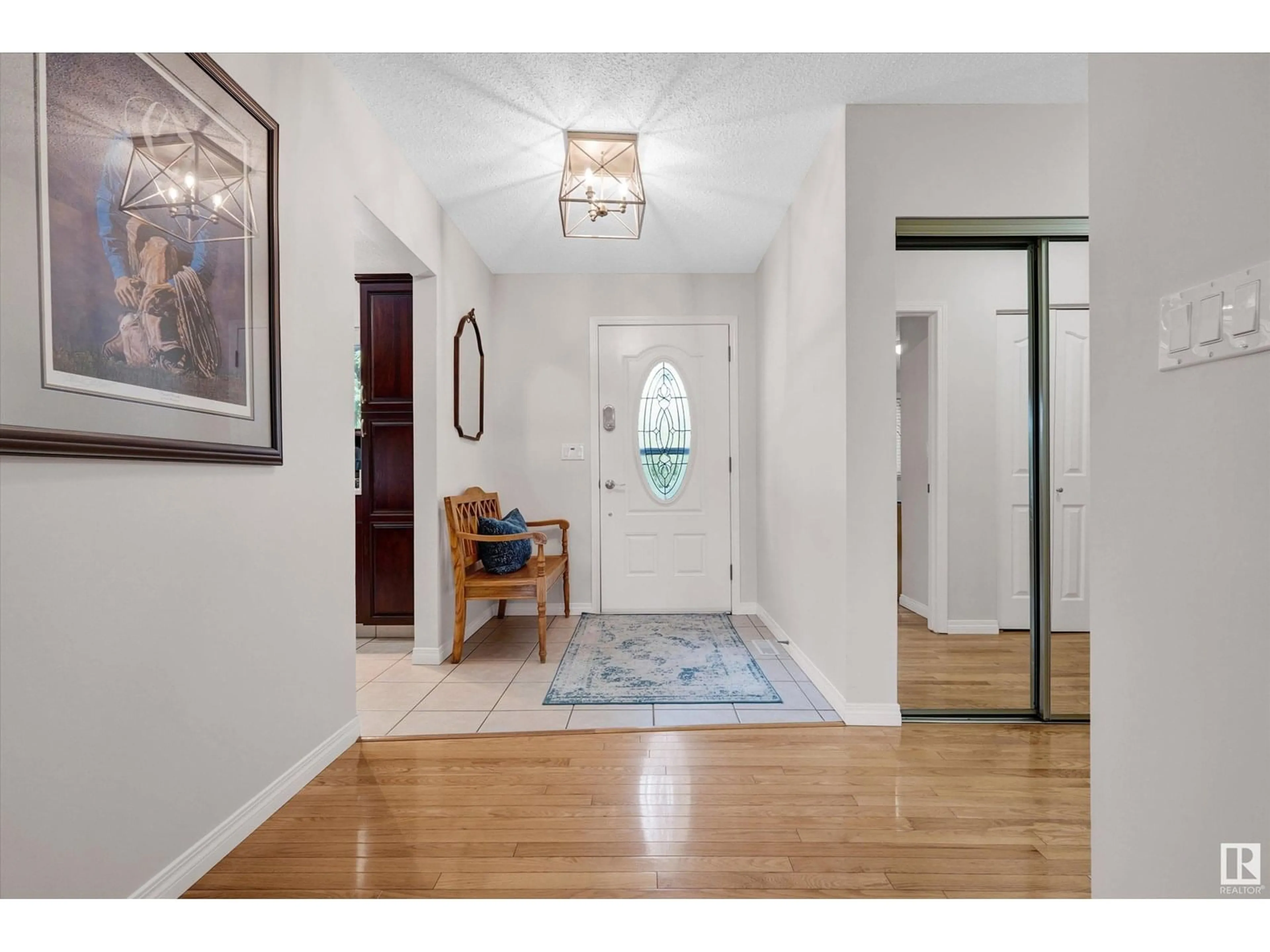 Indoor entryway for #37 - 54150 RGE ROAD 224, Rural Strathcona County Alberta T8L3Y5